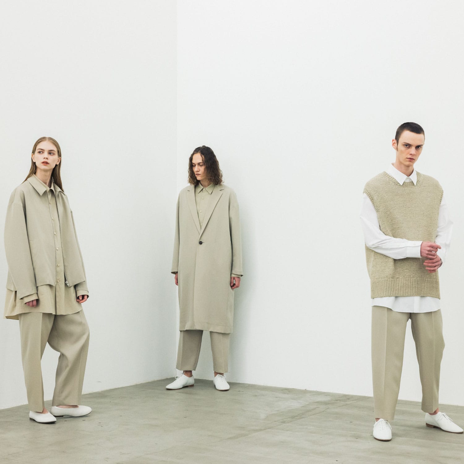 STUDIOUS別注 WIDE TAPERED TROUSERS ESSENTIAL WIDE TAPERED PANTS | STUDIOUS