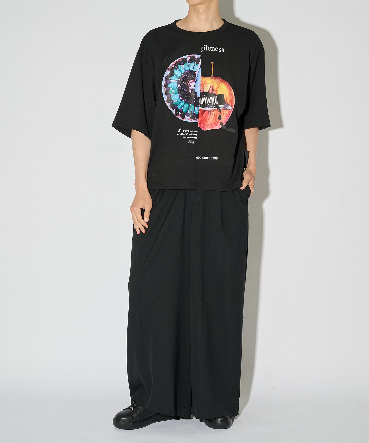 APPLE×TALTE TEE SHAREEF