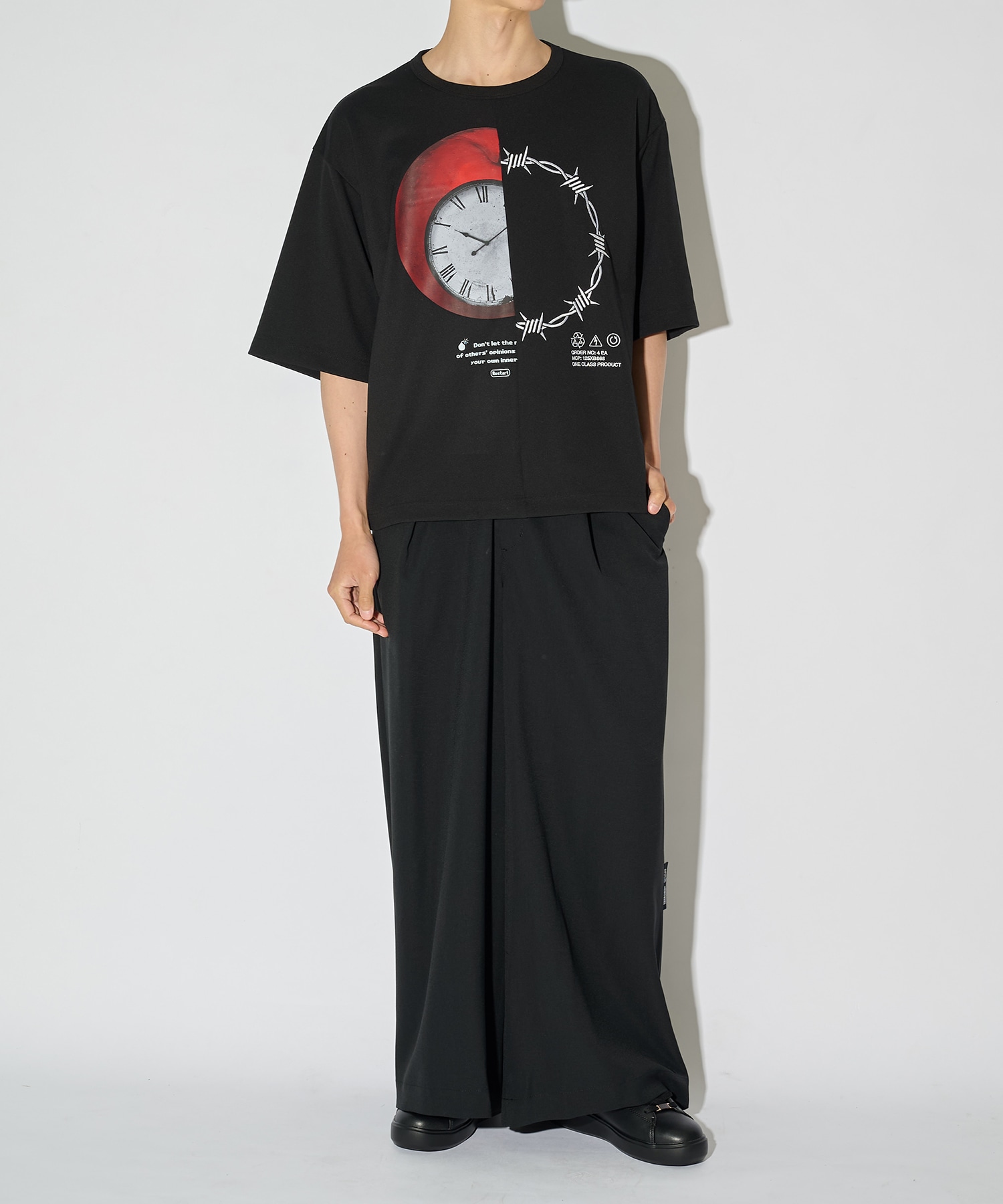 APPLE×YUSHITESSEN TEE SHAREEF