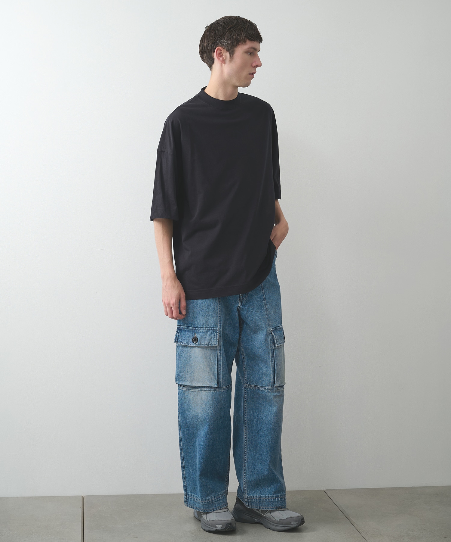 2252-CS50-034 S/S TEE N.HOOLYWOOD