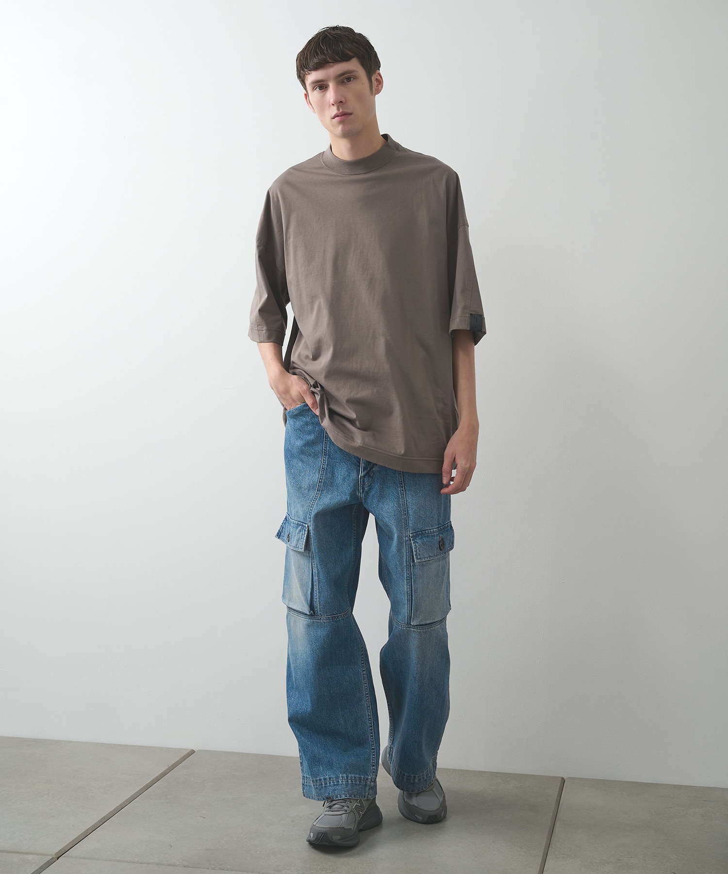 2252-CS50-034 S/S TEE N.HOOLYWOOD