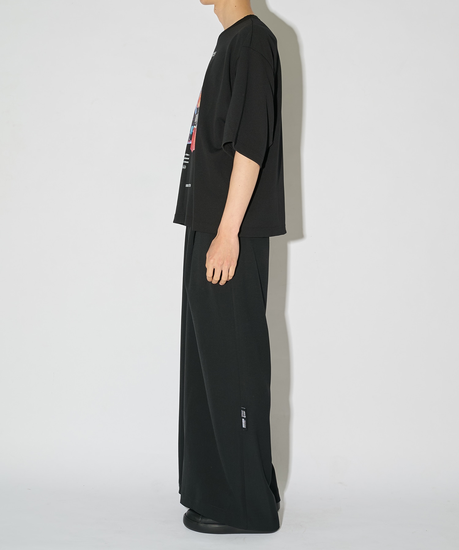 APPLE×TALTE TEE SHAREEF