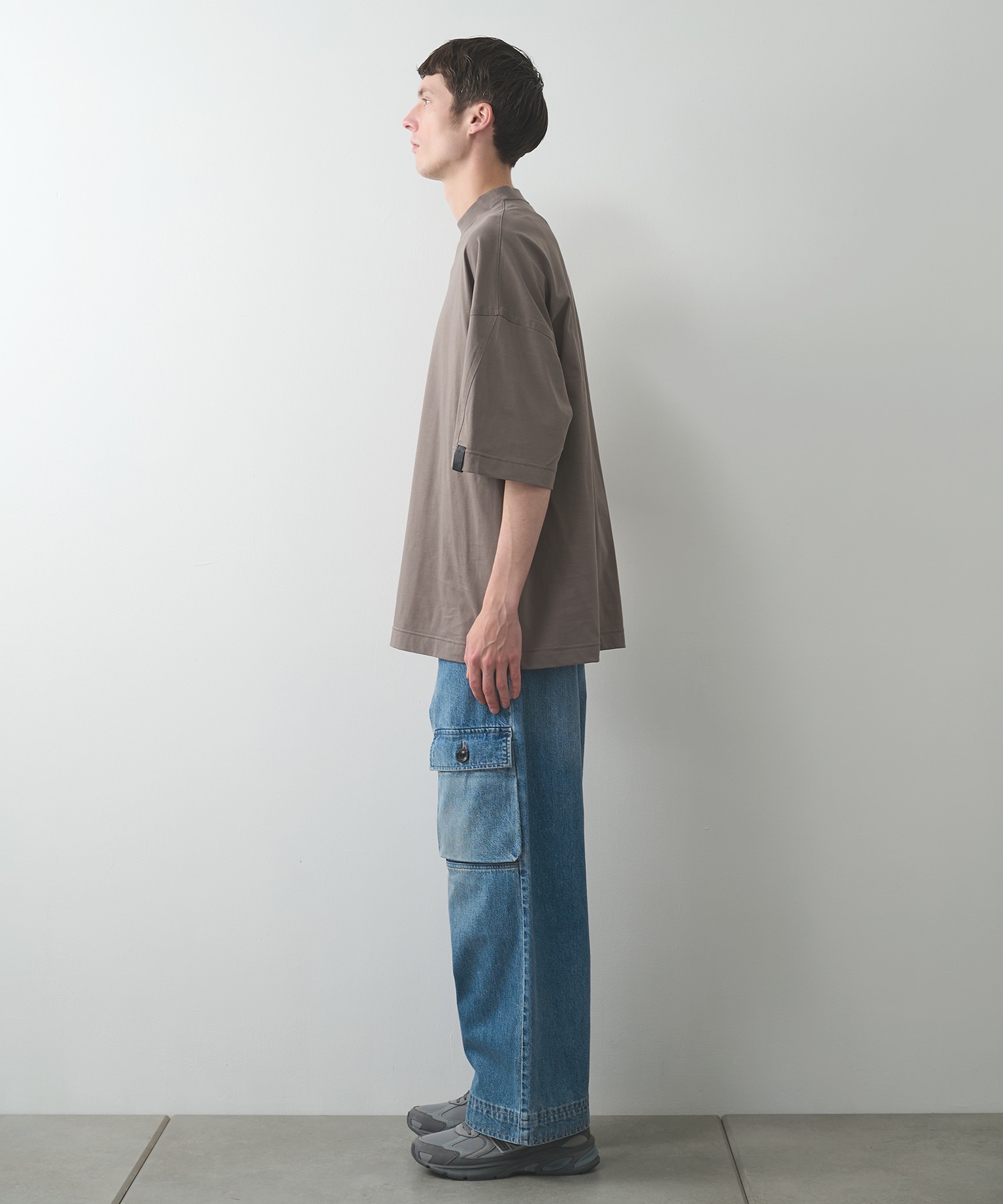 2252-CS50-034 S/S TEE N.HOOLYWOOD