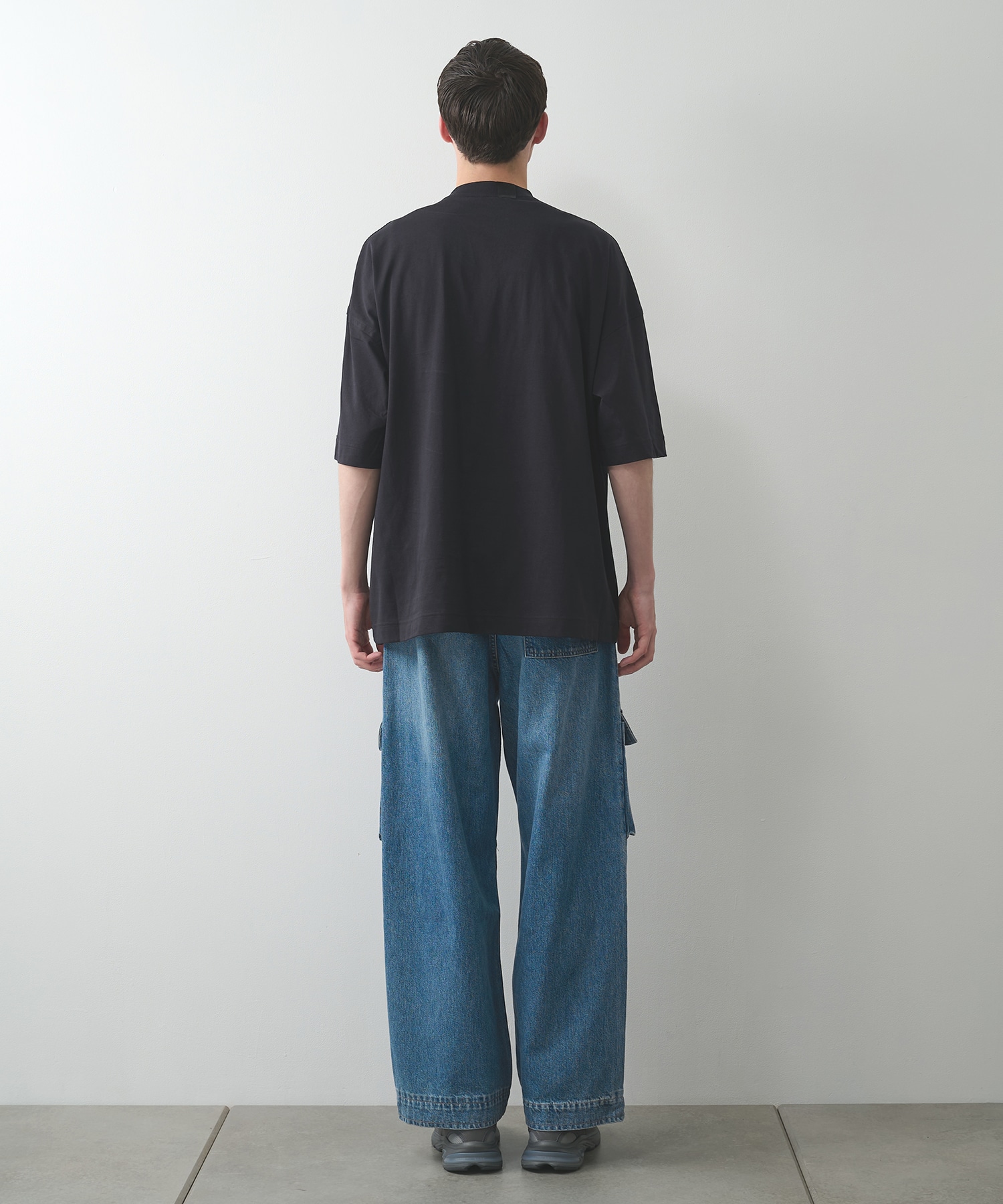 2252-CS50-034 S/S TEE N.HOOLYWOOD
