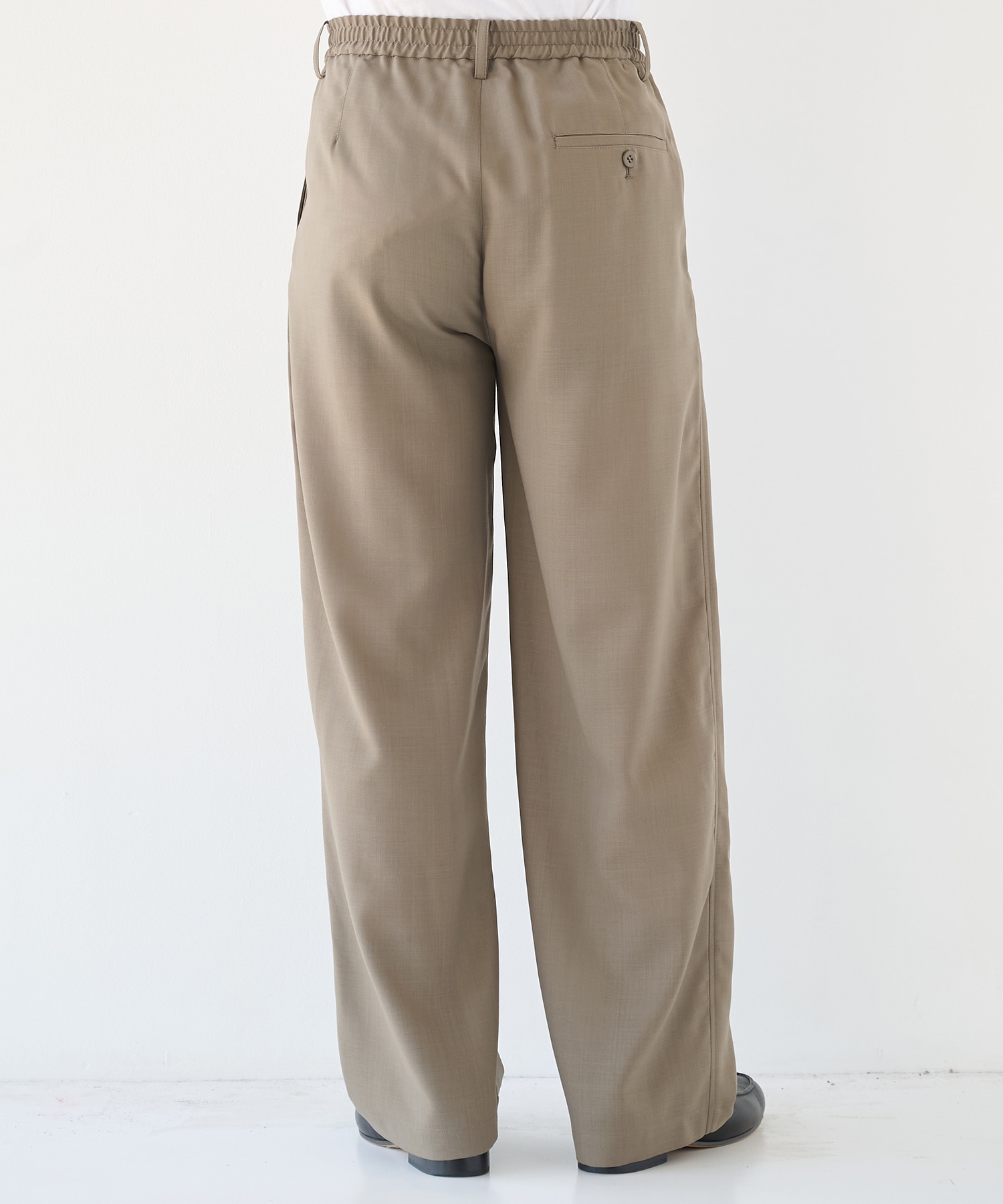 Extra Wool Easy Curve Pants STUDIOUS