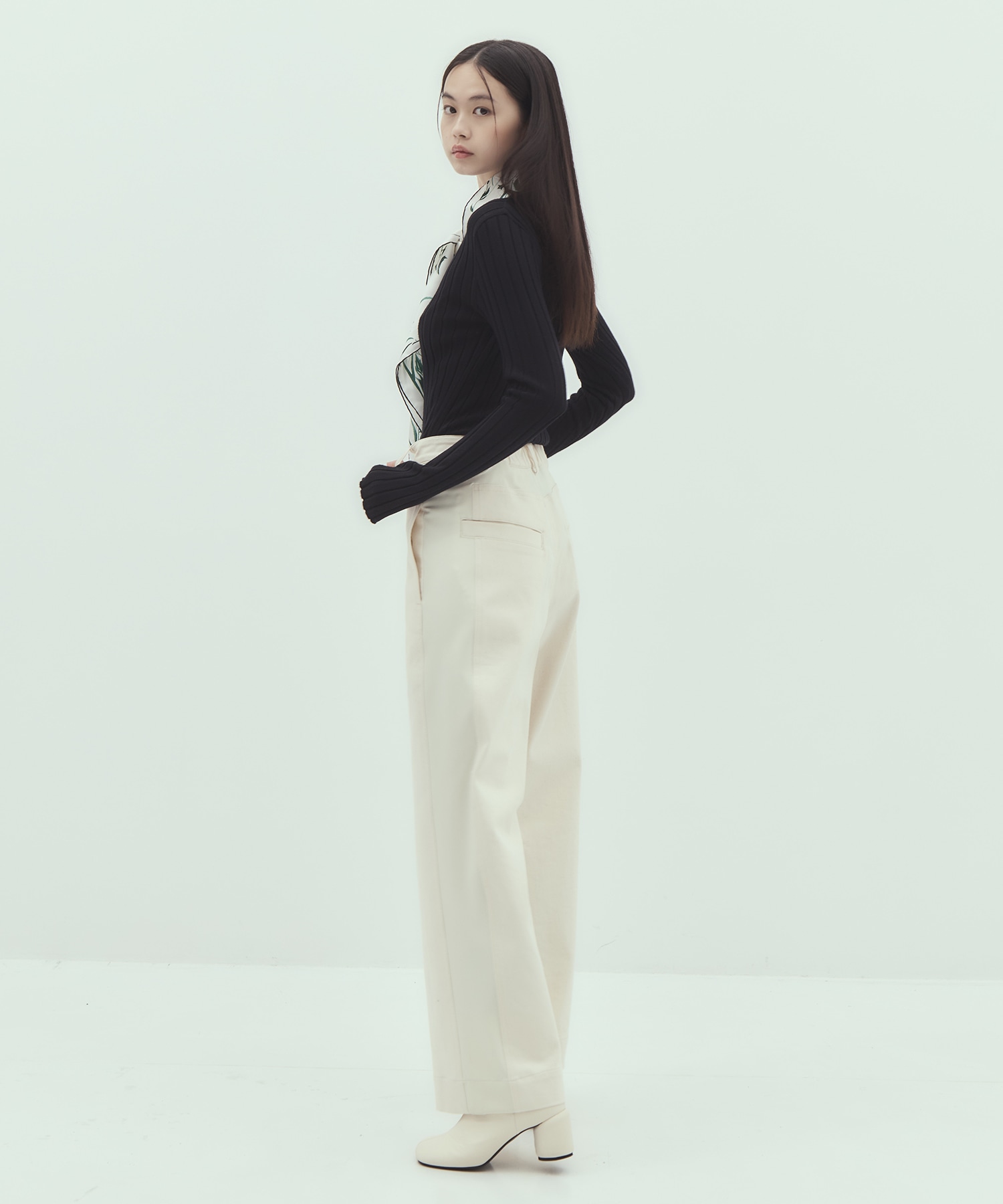 Hyper Stretch Straight Jeans STUDIOUS