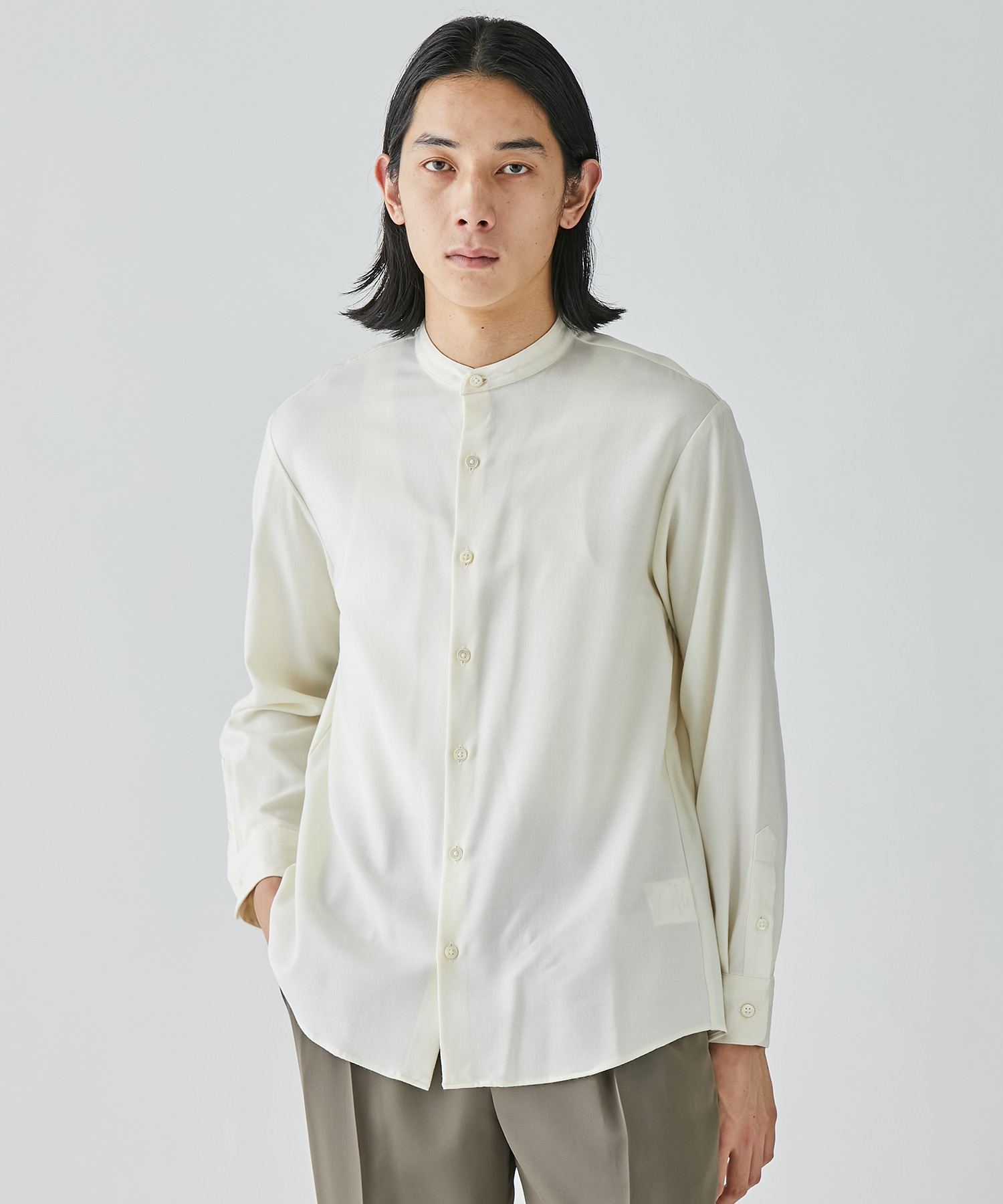 サキソニーストレッチバンドカラーシャツ(1 WHITE): STUDIOUS: MENS