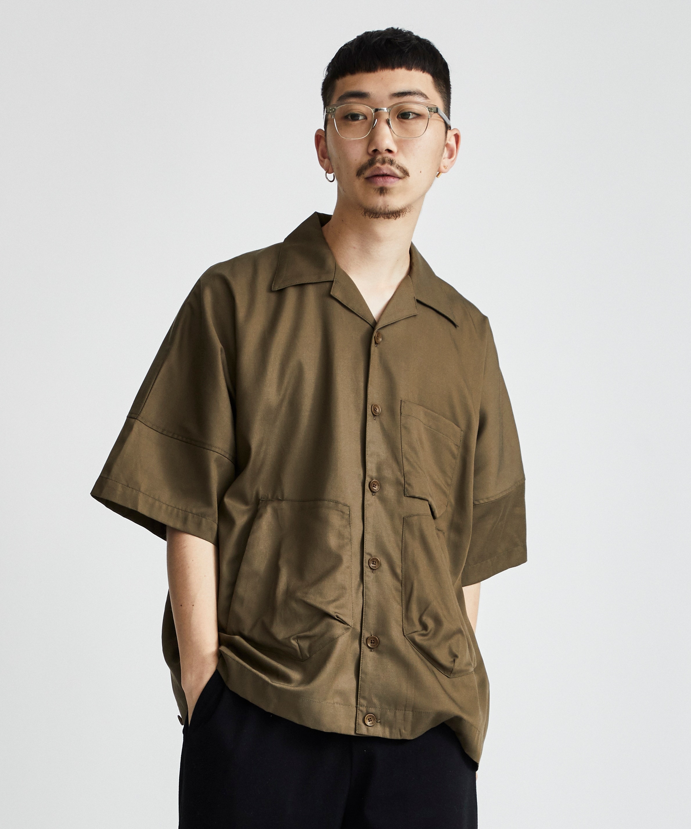 THE DEFORMED LAPELLED COLLAR S/S SHIRTS(2 BLACK): POLIQUANT: MENS
