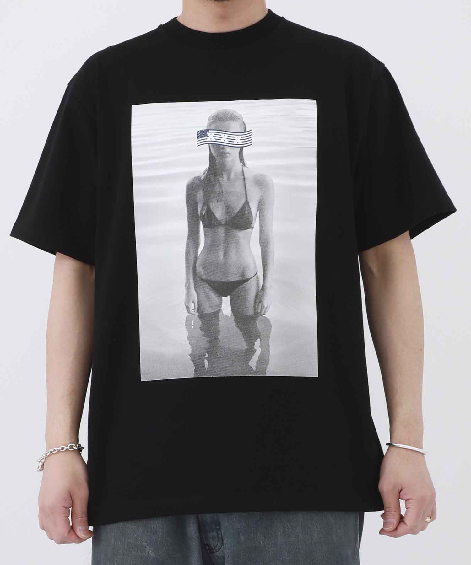 BIKINI GIRL TEE