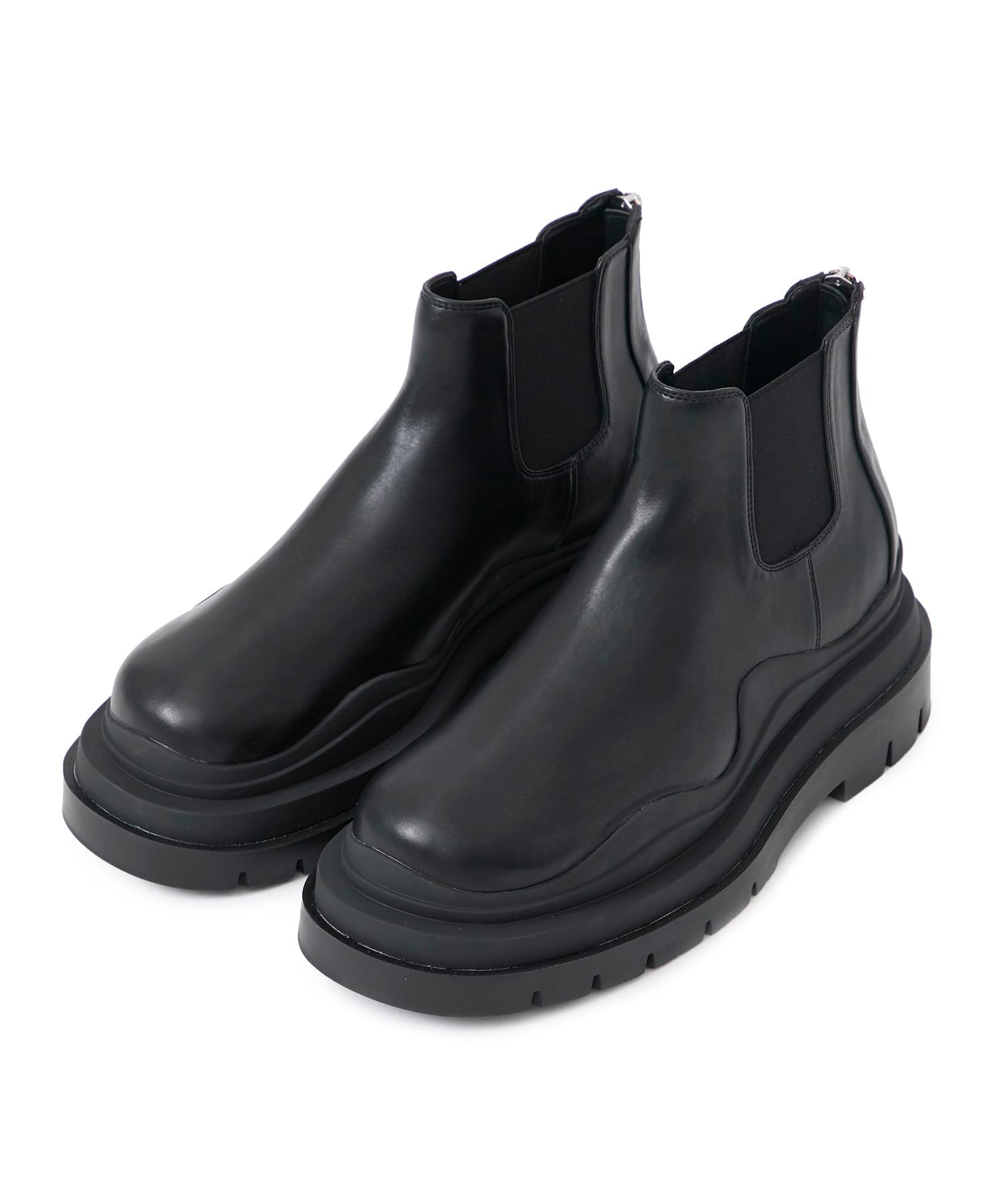 TANK SOLE CHELSEA BOOTS | LiNoH