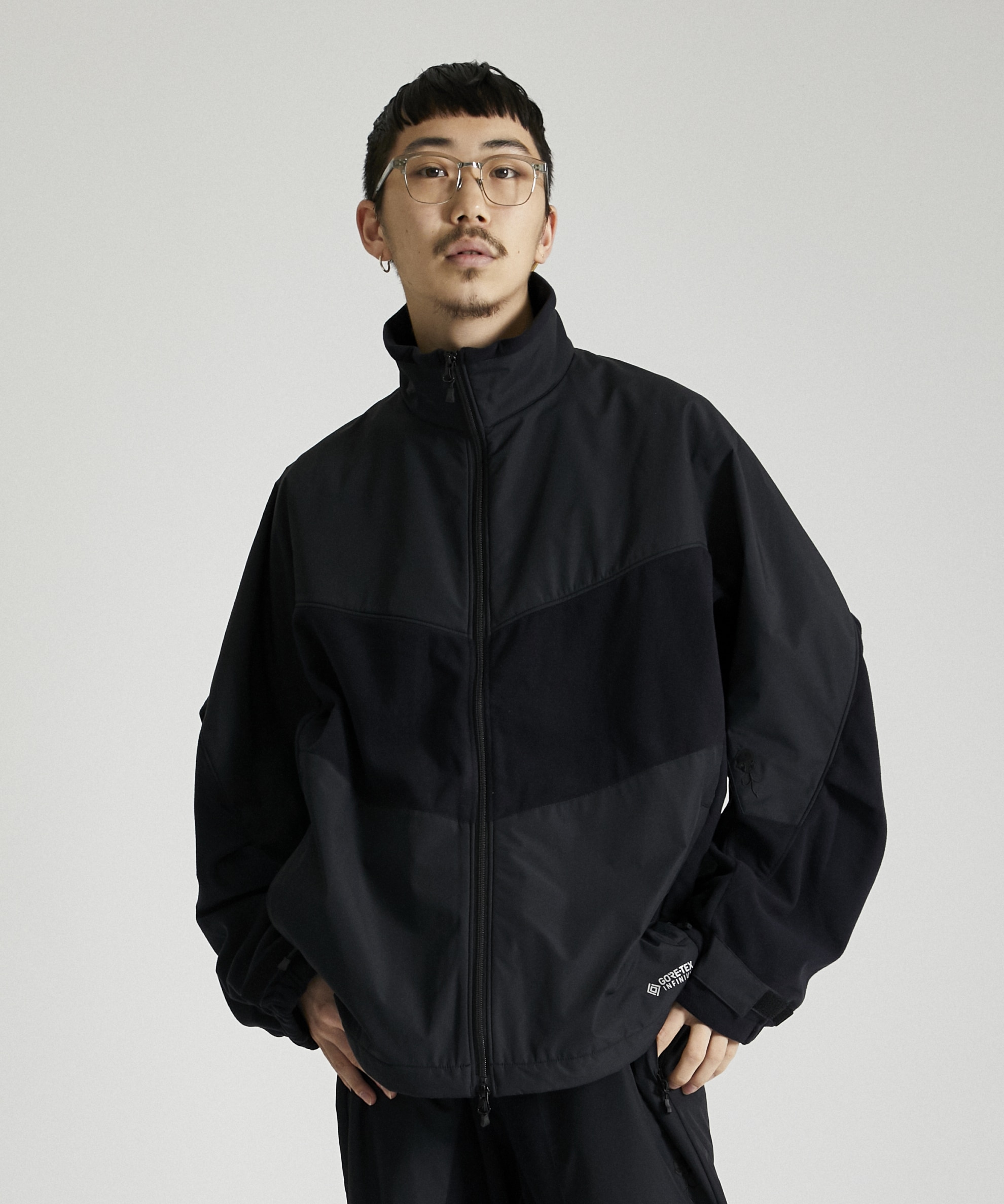 軽量な折り畳み自転車 ALMOSTBLACK(オールモストブラック) JAKET