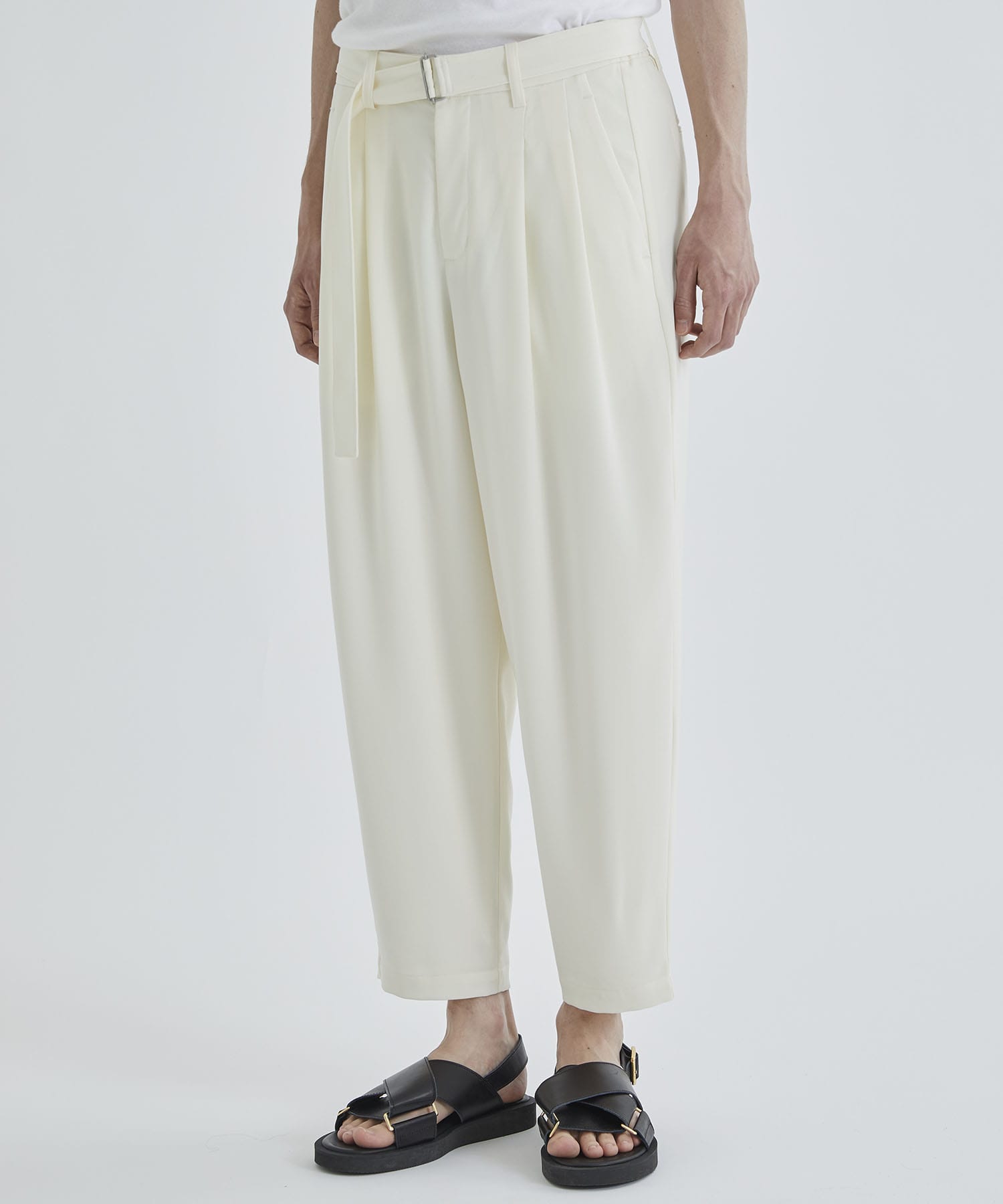 BELTED WIDE TAPERED SLACKS