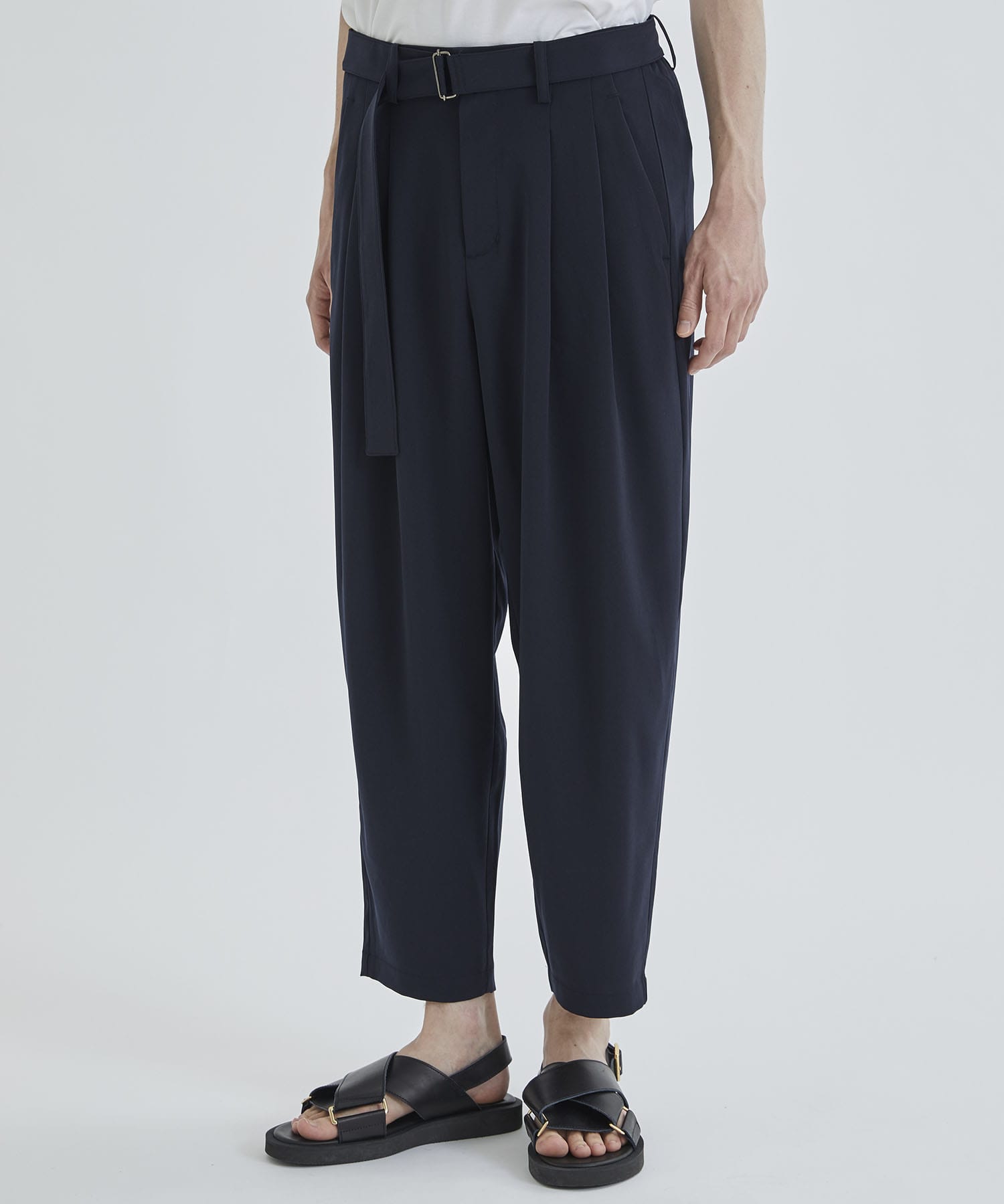 別注>BELTED WIDE TAPERED SLACKS | ATTACHMENT