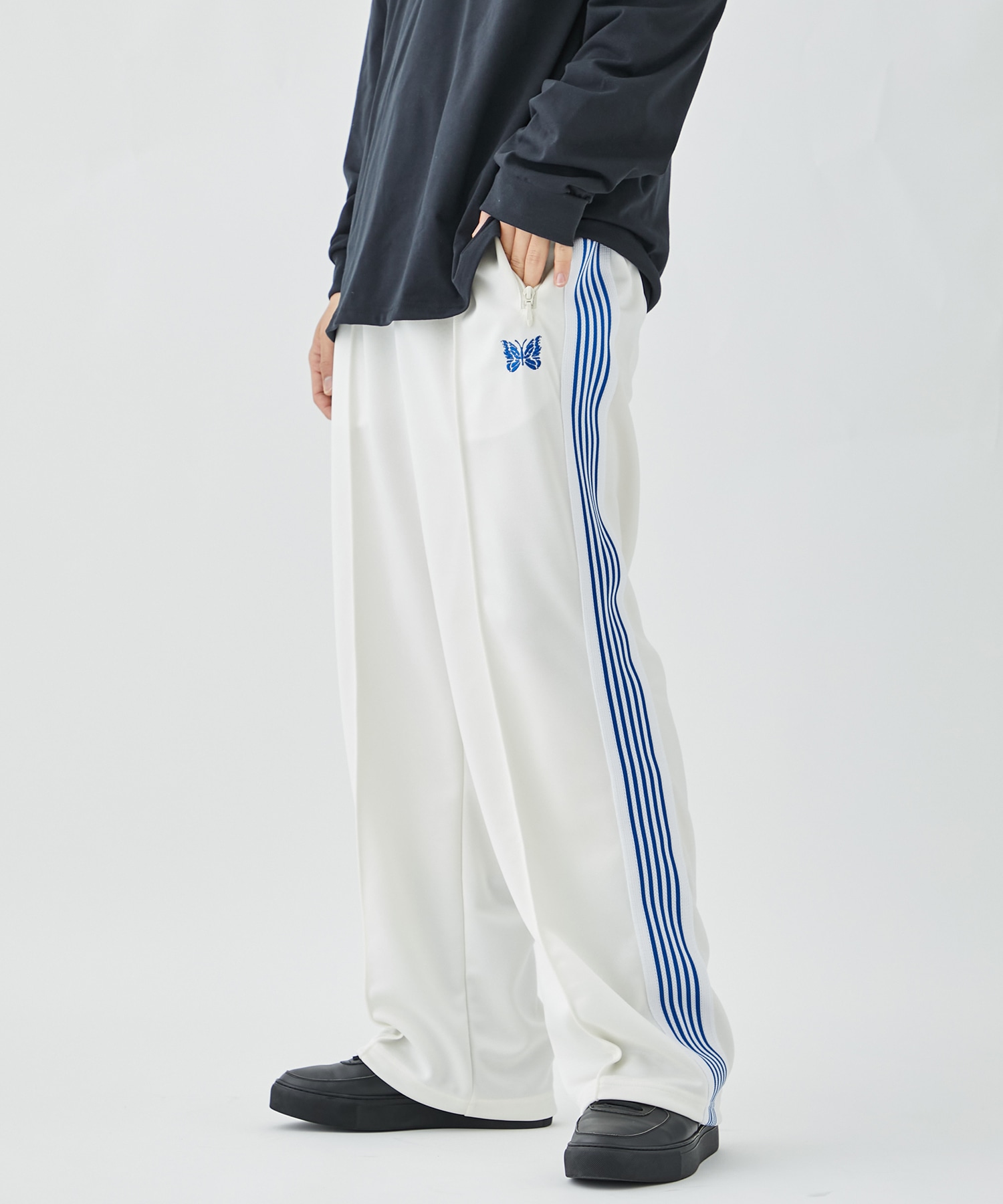 正規店仕入れの needles 別注 XS STUDIOUS Pants track 22ss パンツ