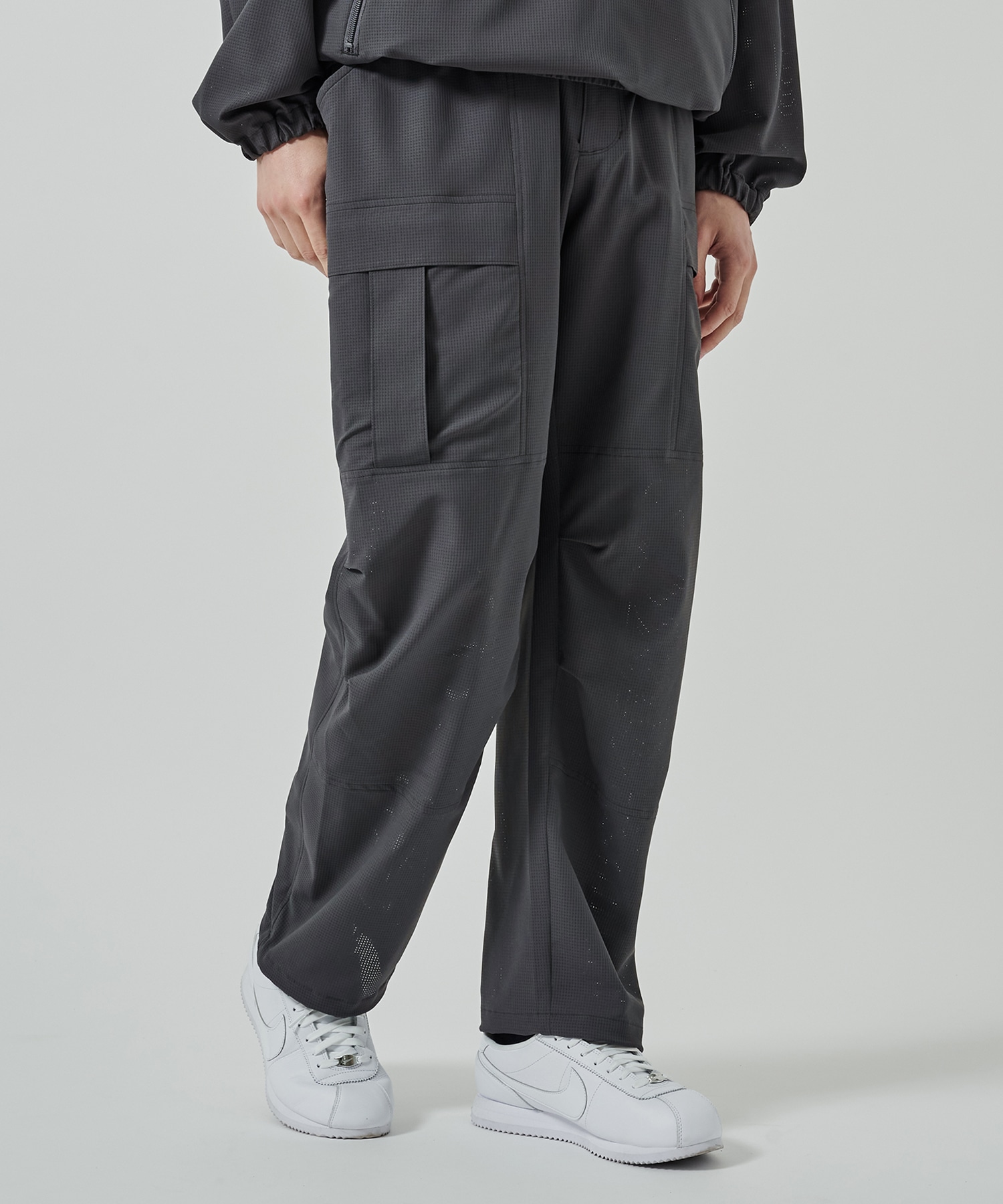 DARK GREY