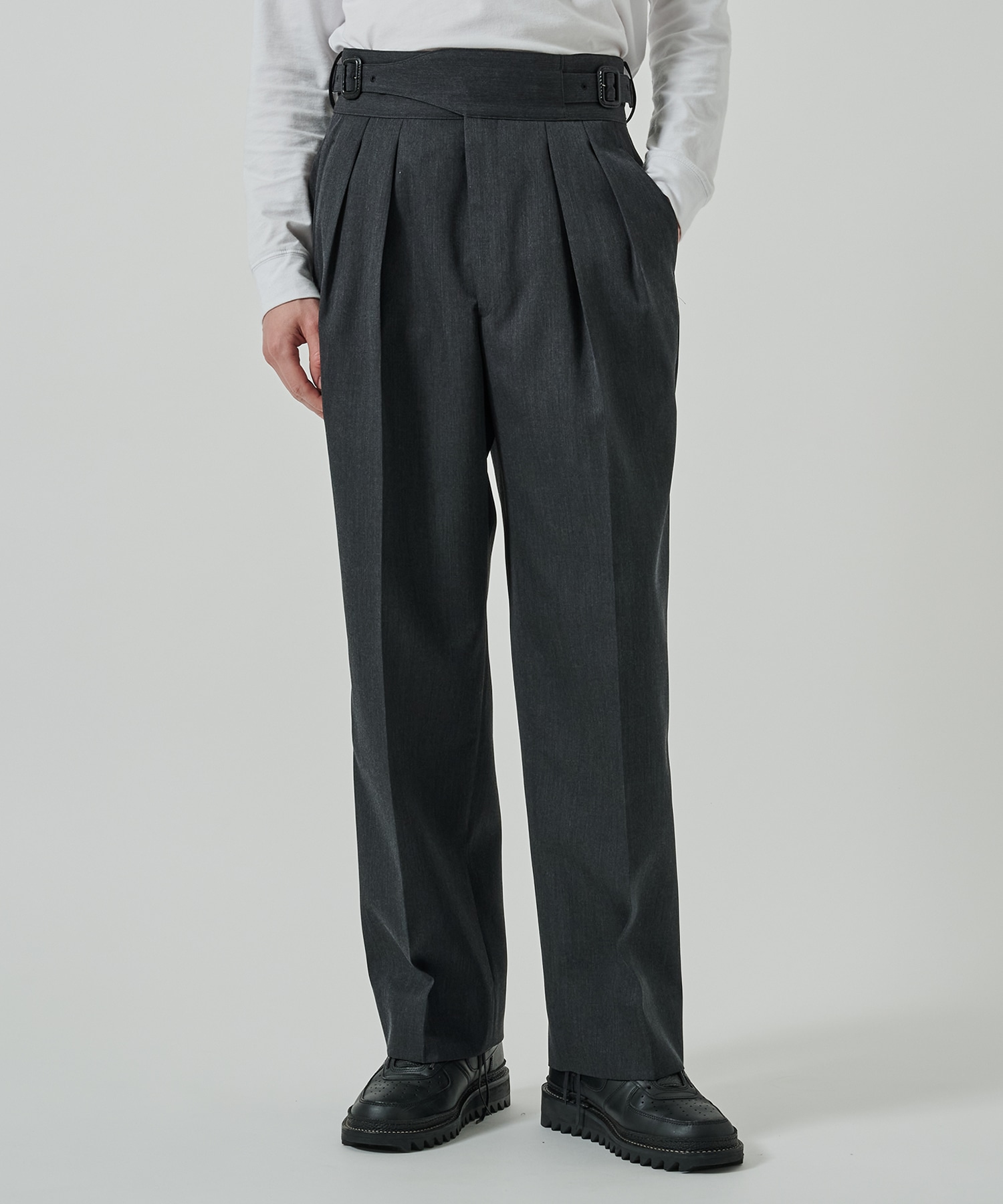 DARK GREY