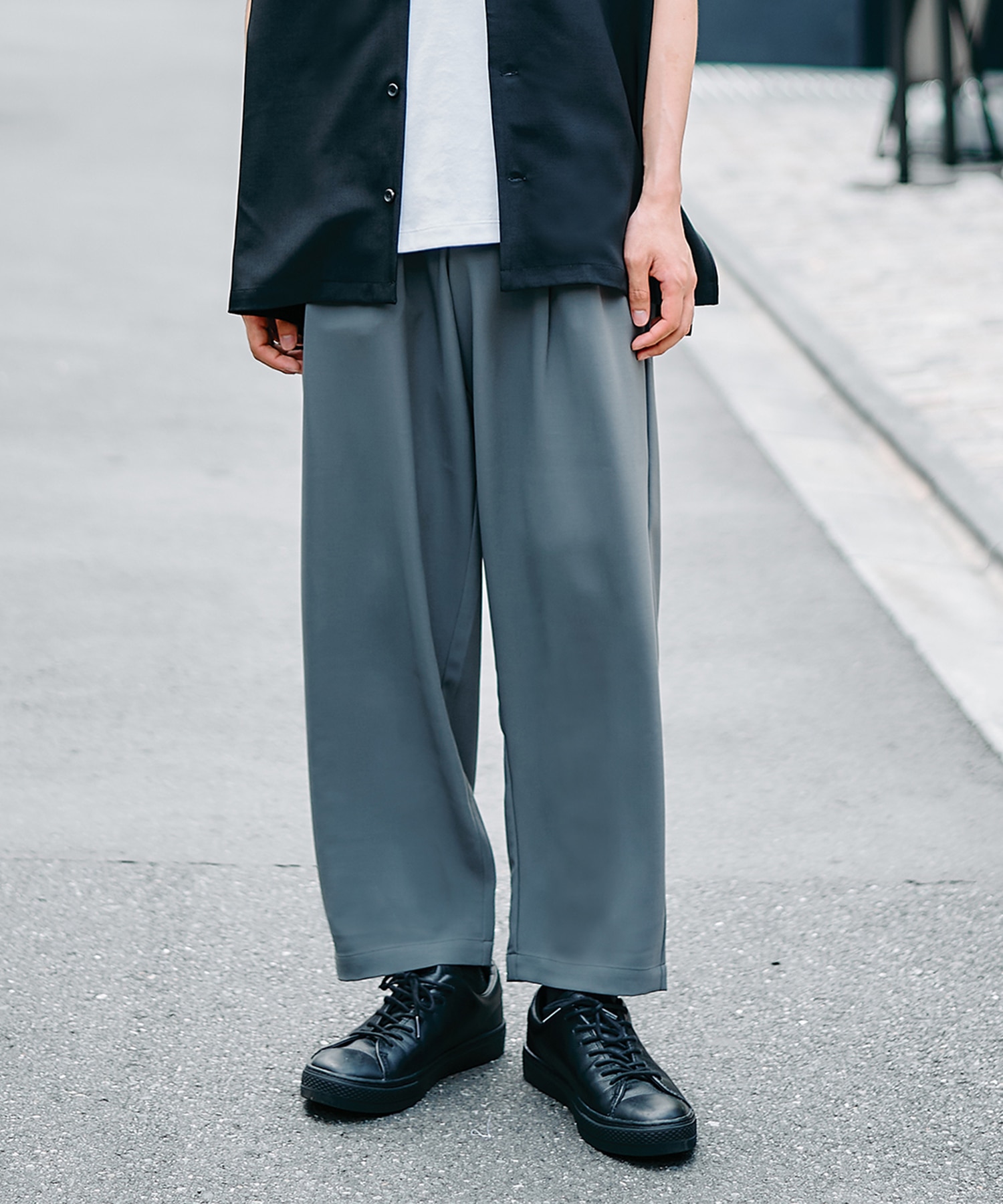 DARK GREY