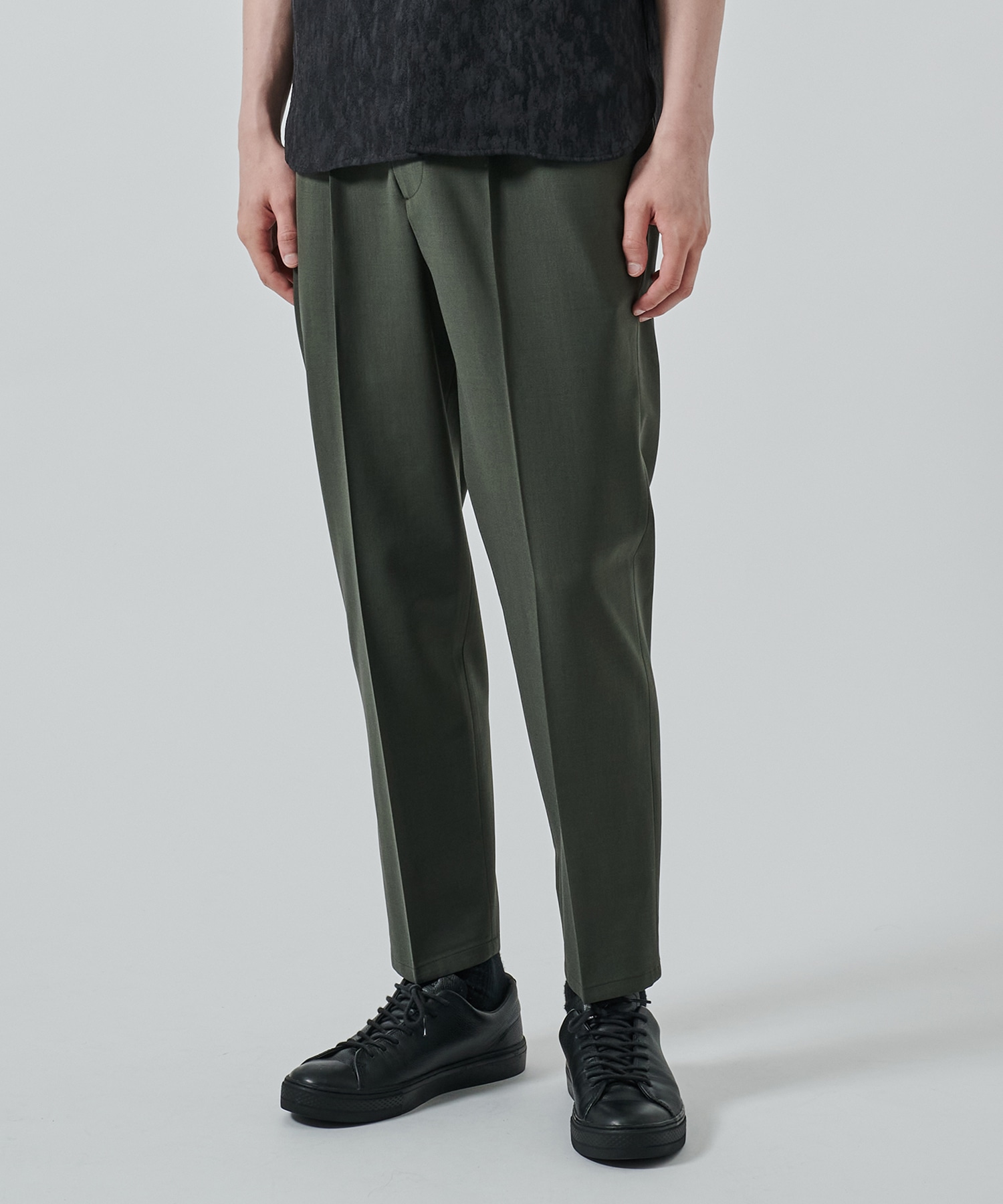 KHAKI