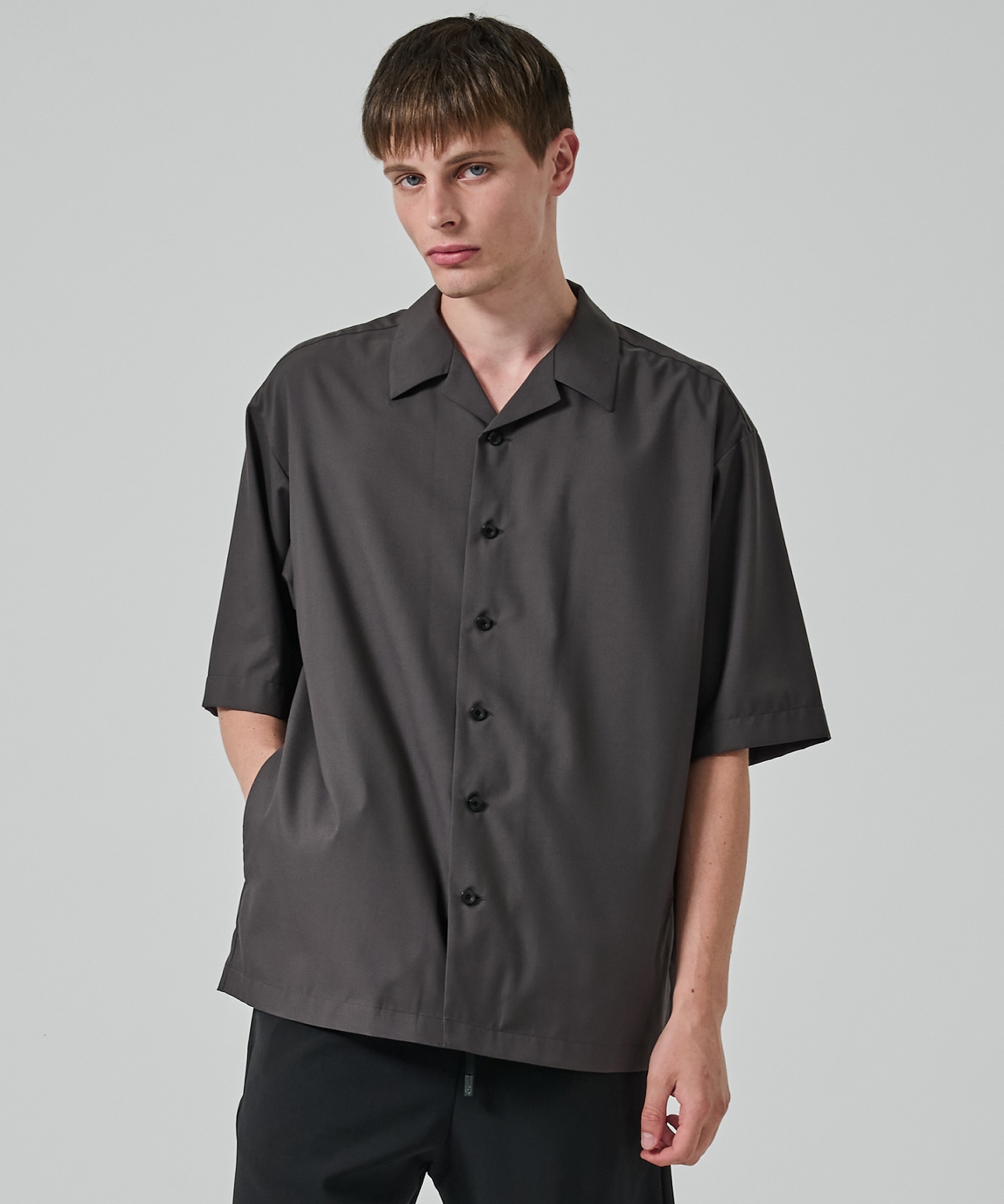 DARK GREY