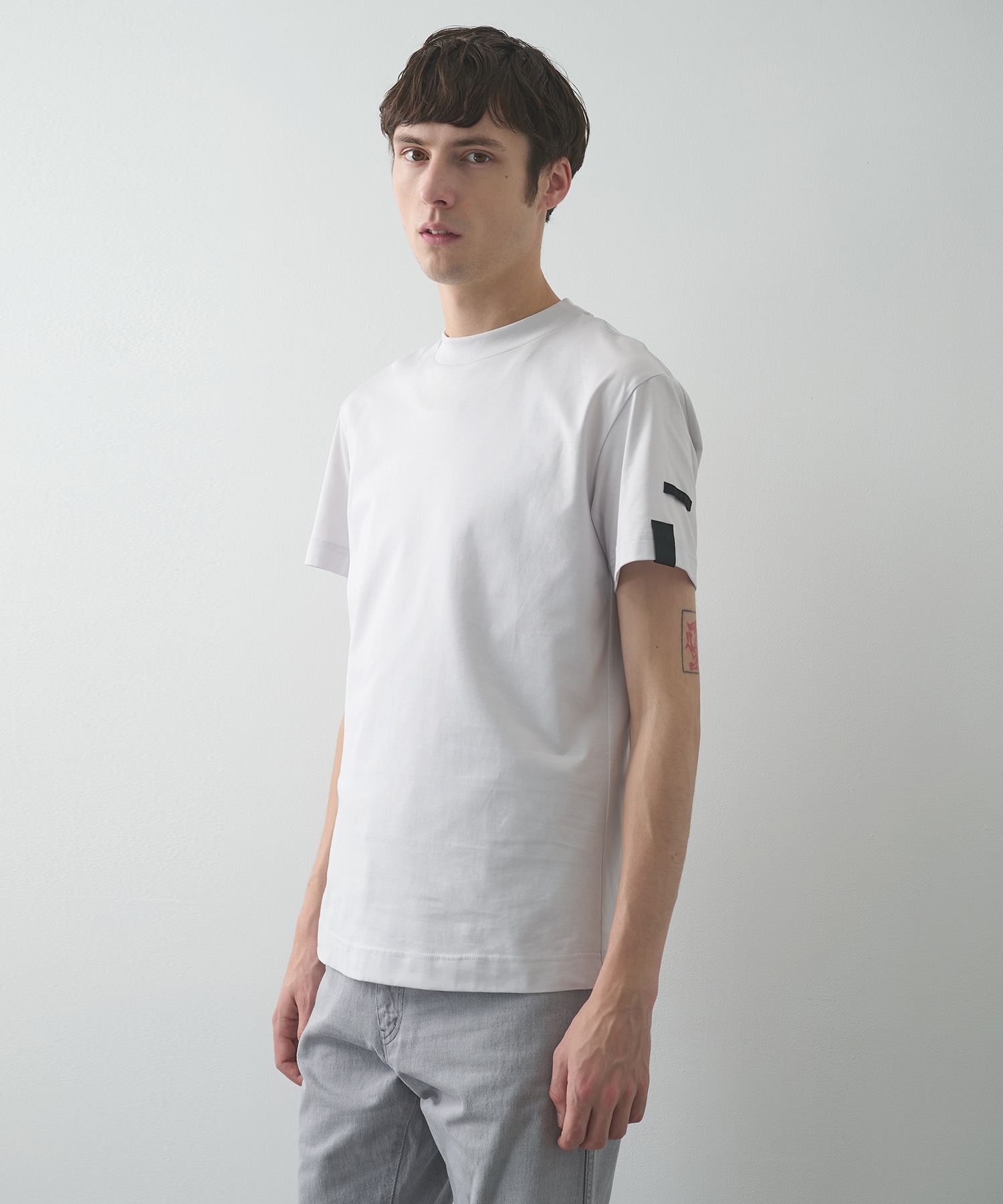 LIGHT GREY