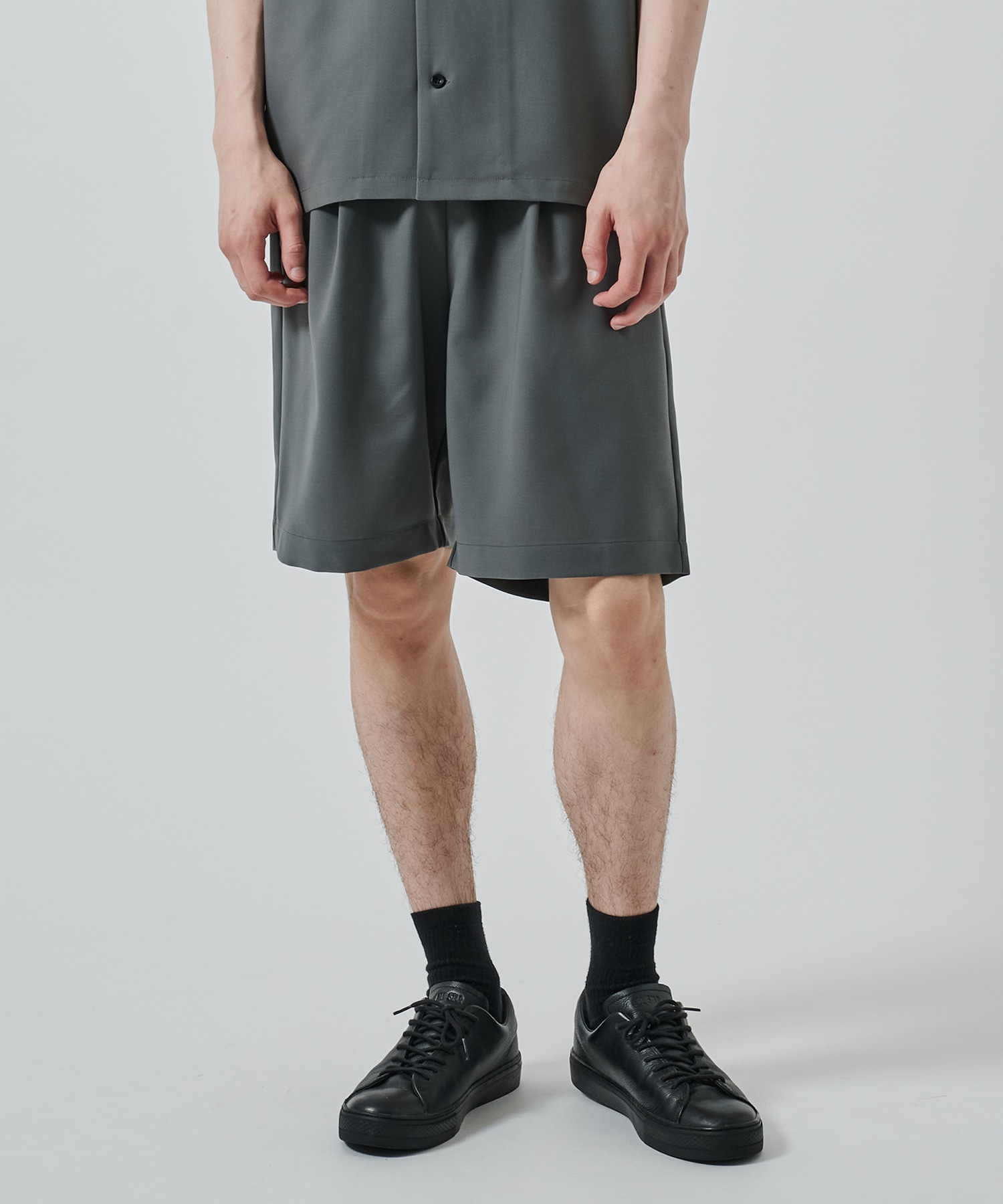 DARK GREY
