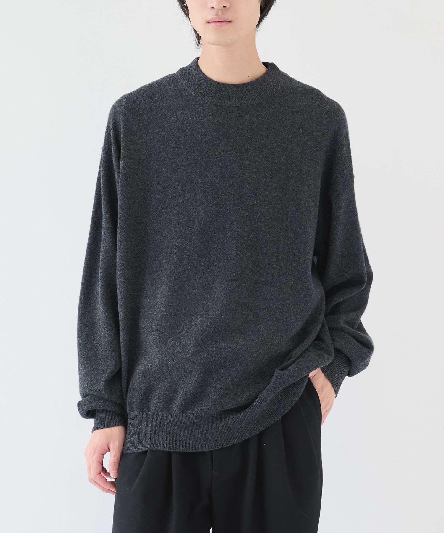 DARK GREY