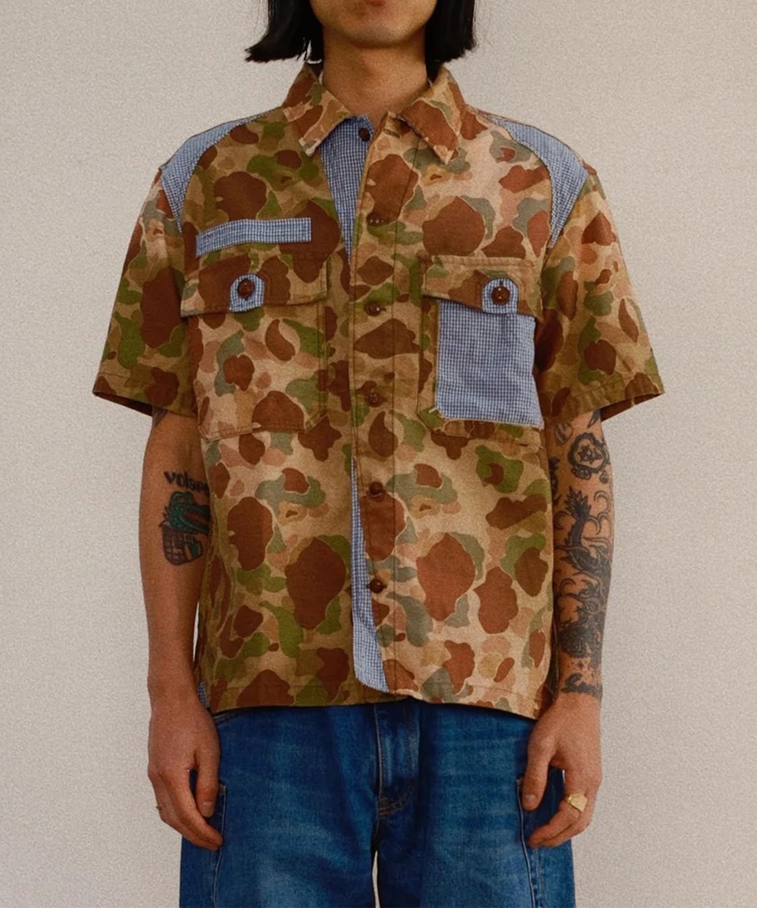 KHAKI