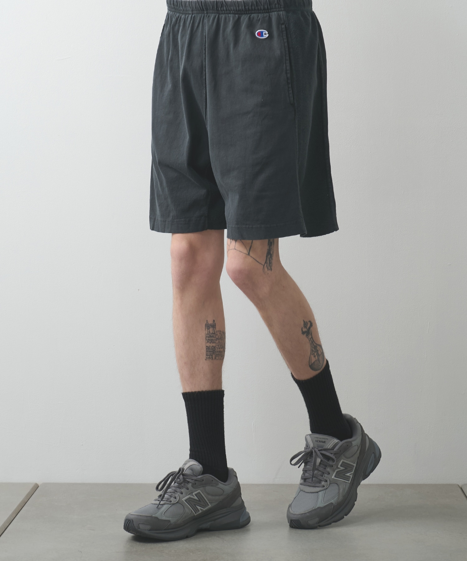DARK GREY