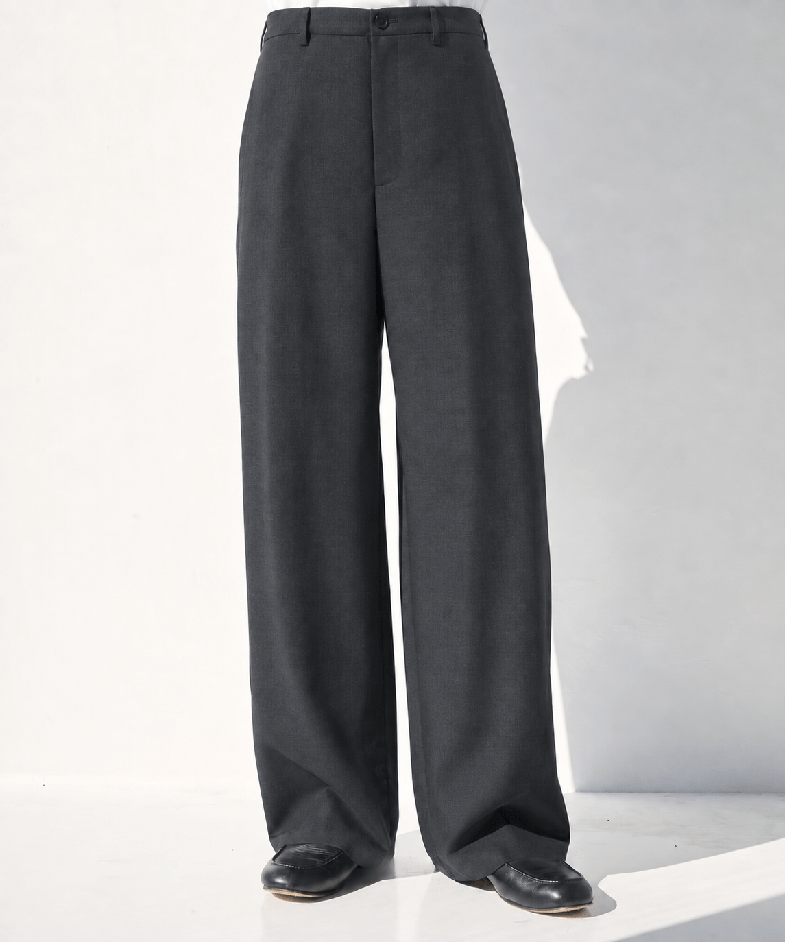 DARK GREY