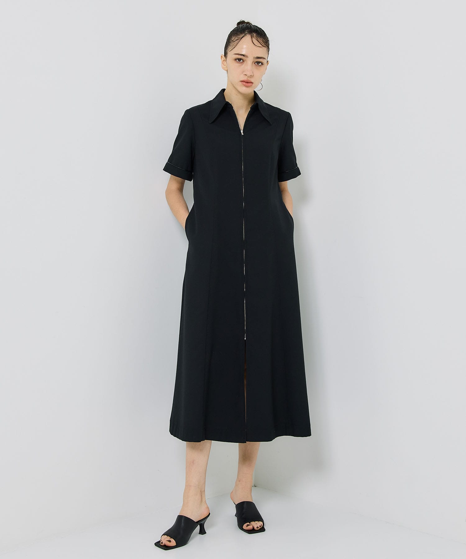 フロントジップセミフレアーワンピース(1 BLACK): STUDIOUS: WOMENS