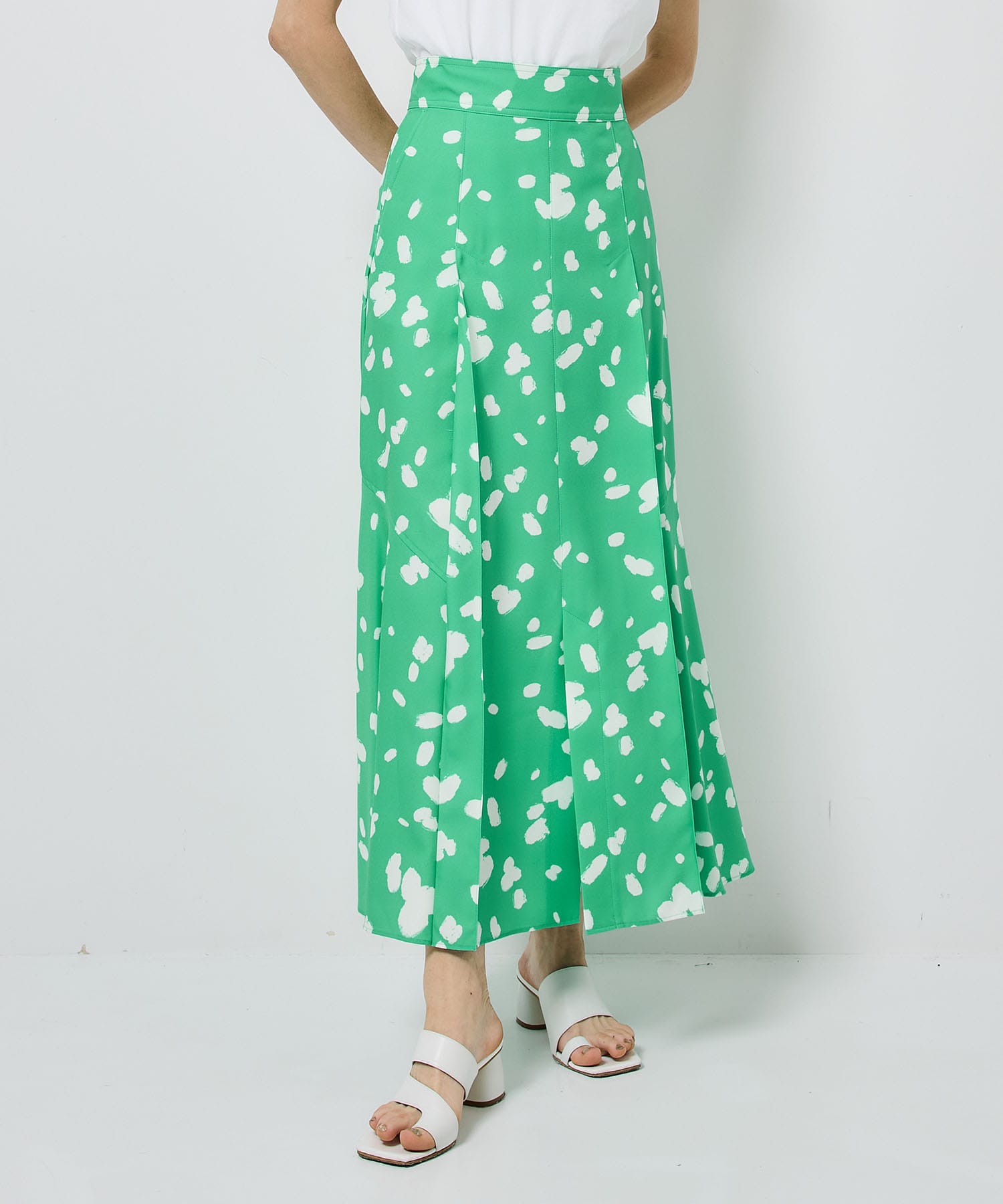 INella〉クラフトドットプリントスカート(1 GREEN): STUDIOUS: WOMENS