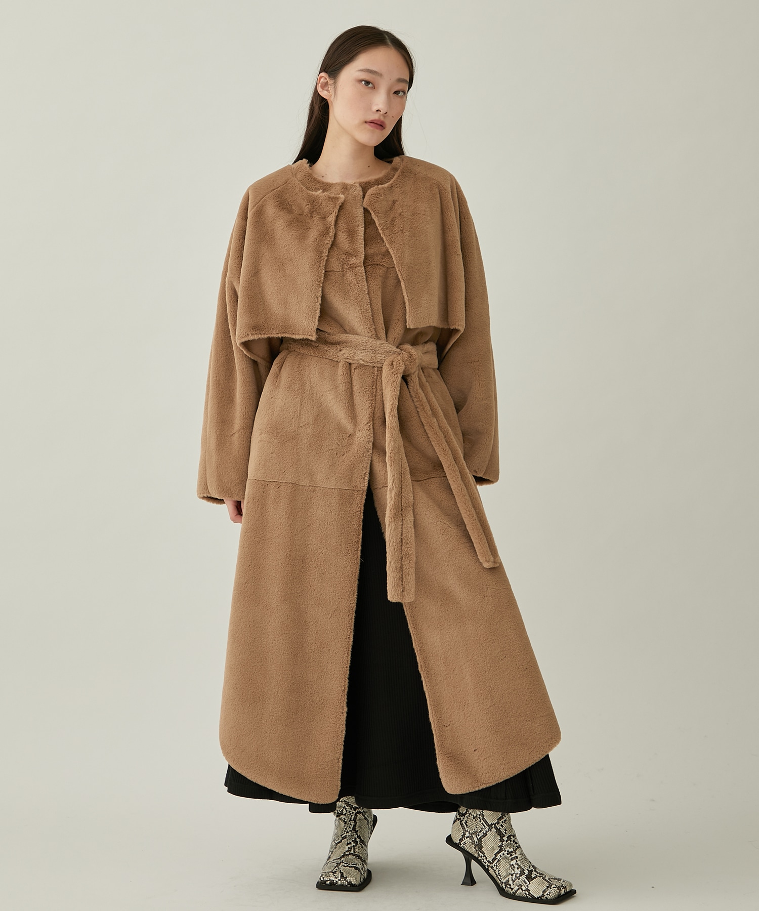 MANY WAY USEFUL BOA COAT