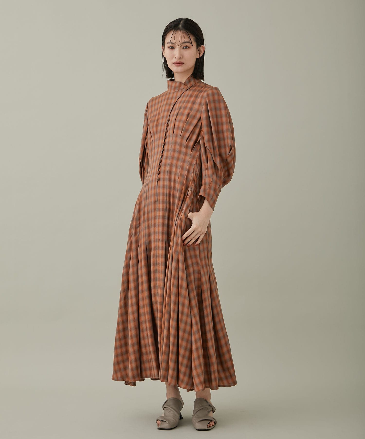 Linen Mix Ombre Check Flared Dress(1 BROWN): Mame Kurogouchi 