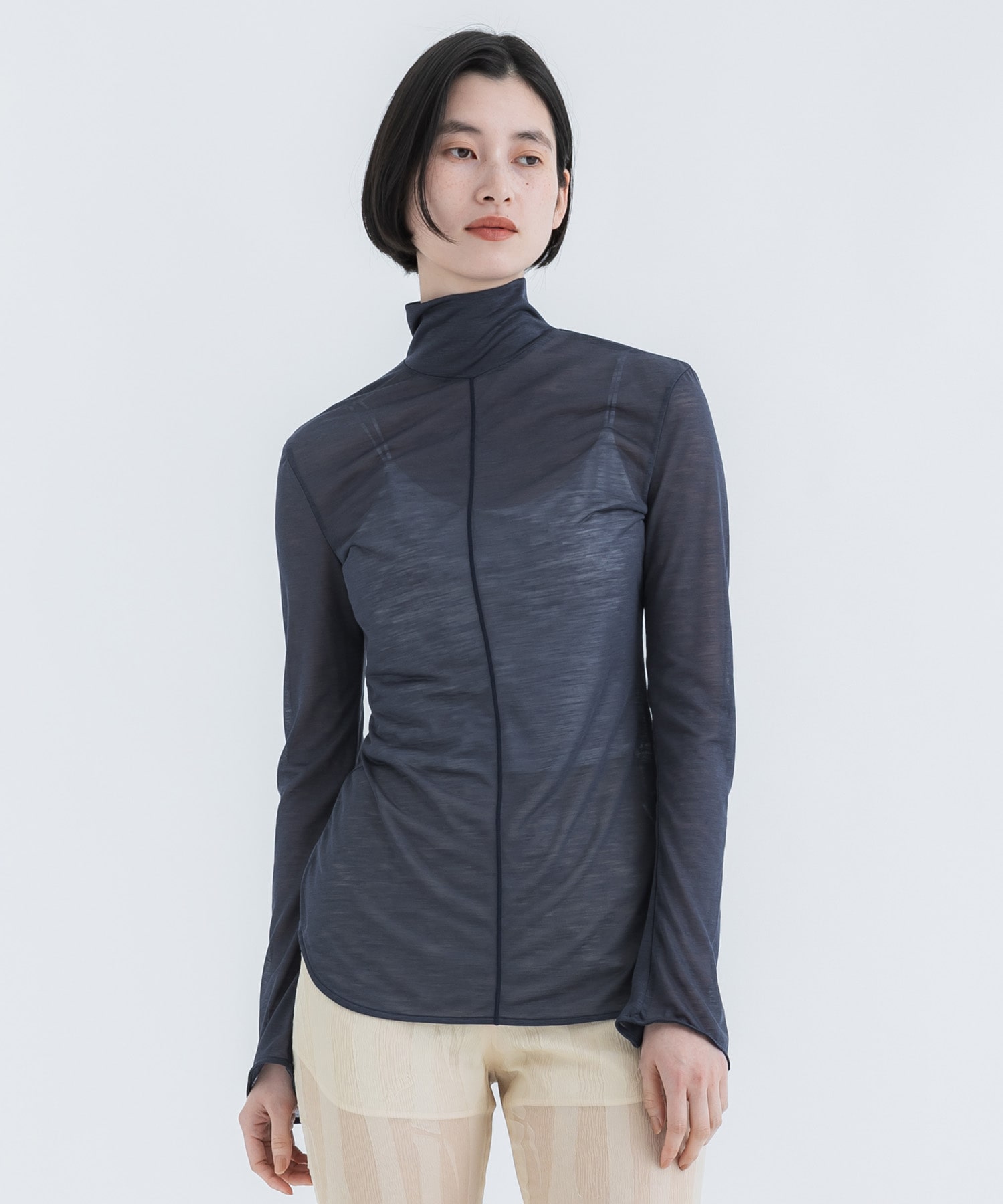 Hybrid Yarn Wool Jersey High Neck Top(2 NAVY): Mame Kurogouchi