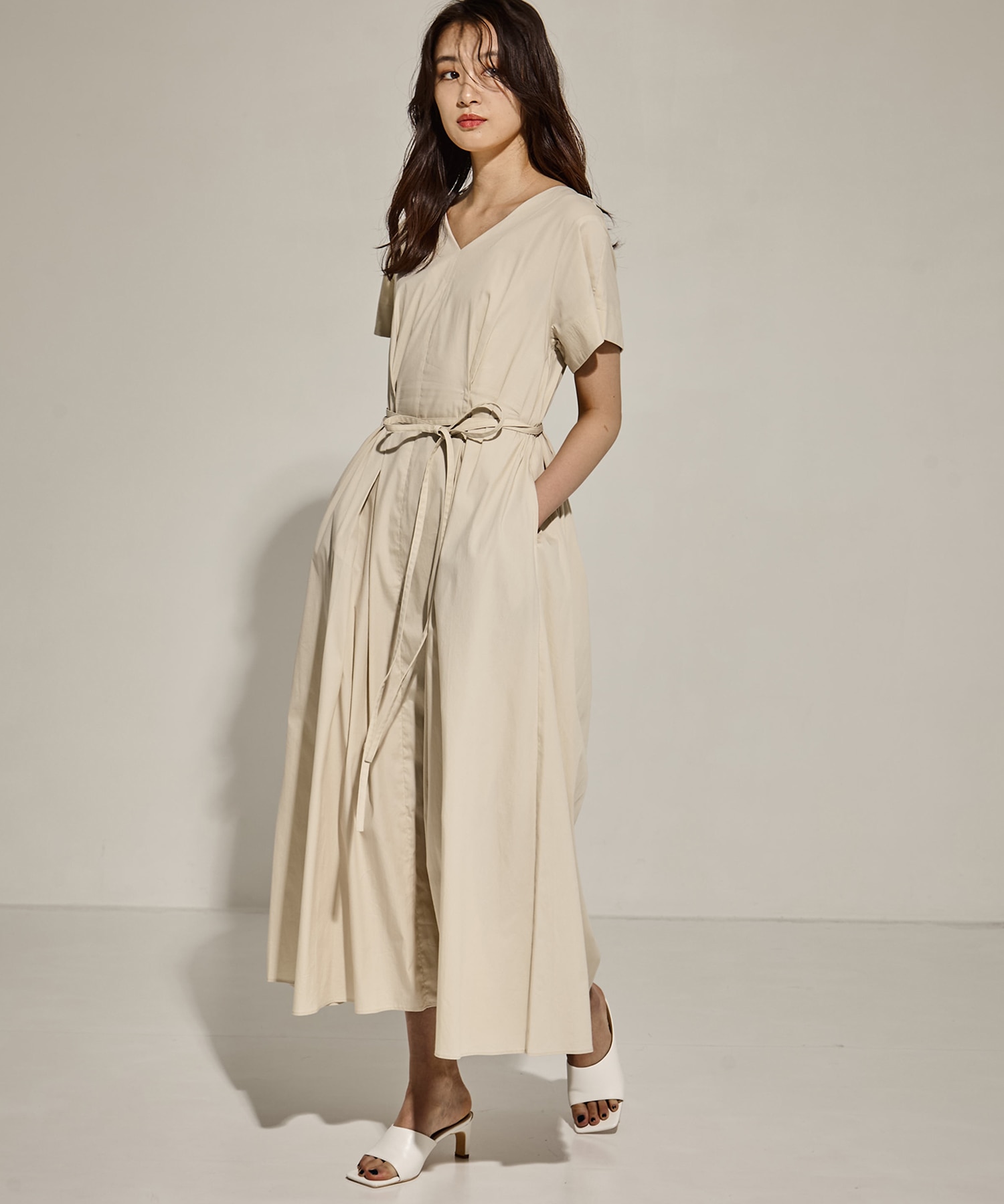 LIGHT BEIGE