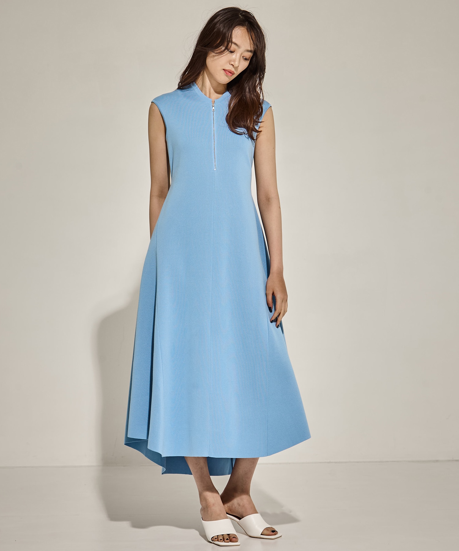LIGHT BLUE