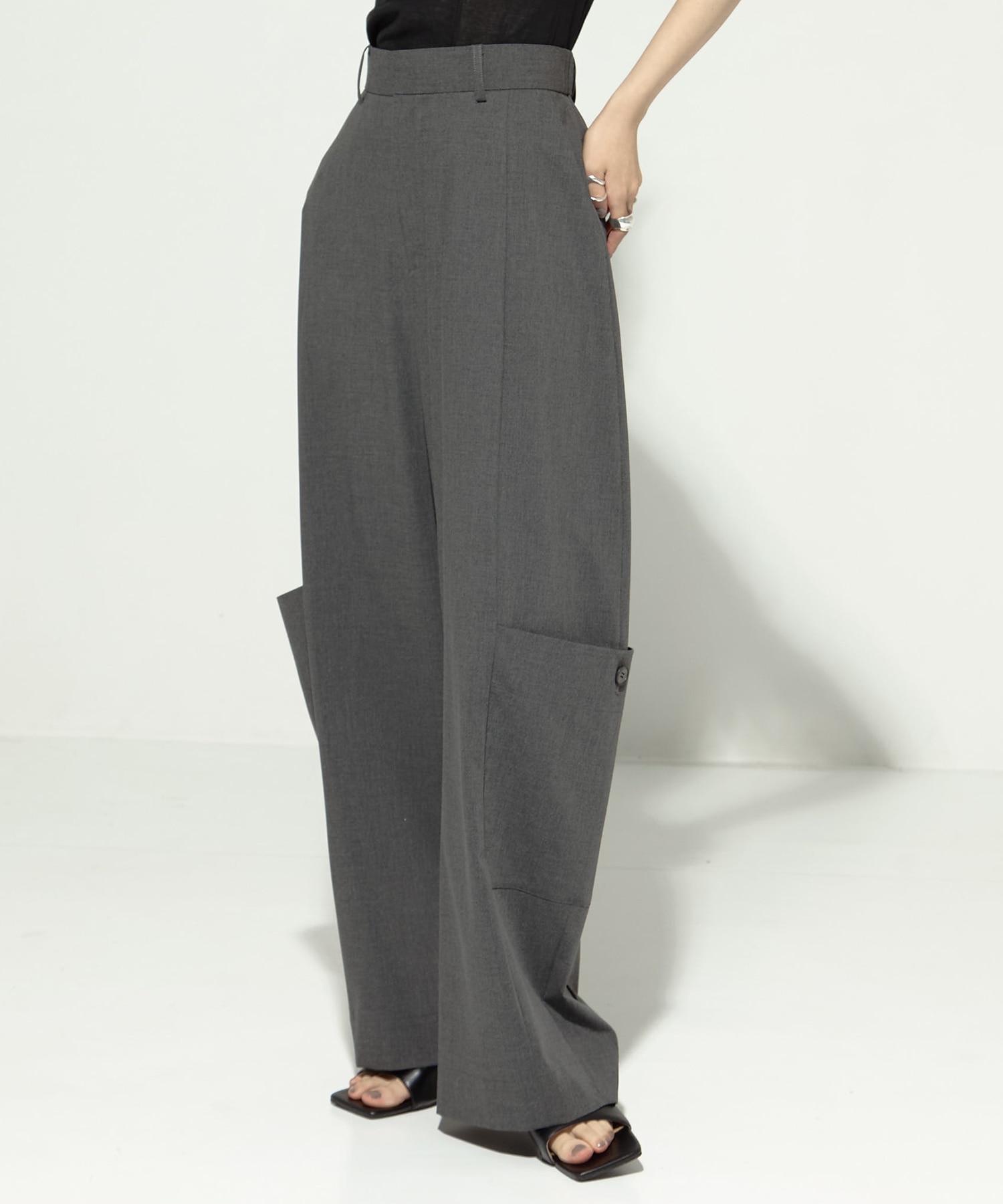 DARK GREY