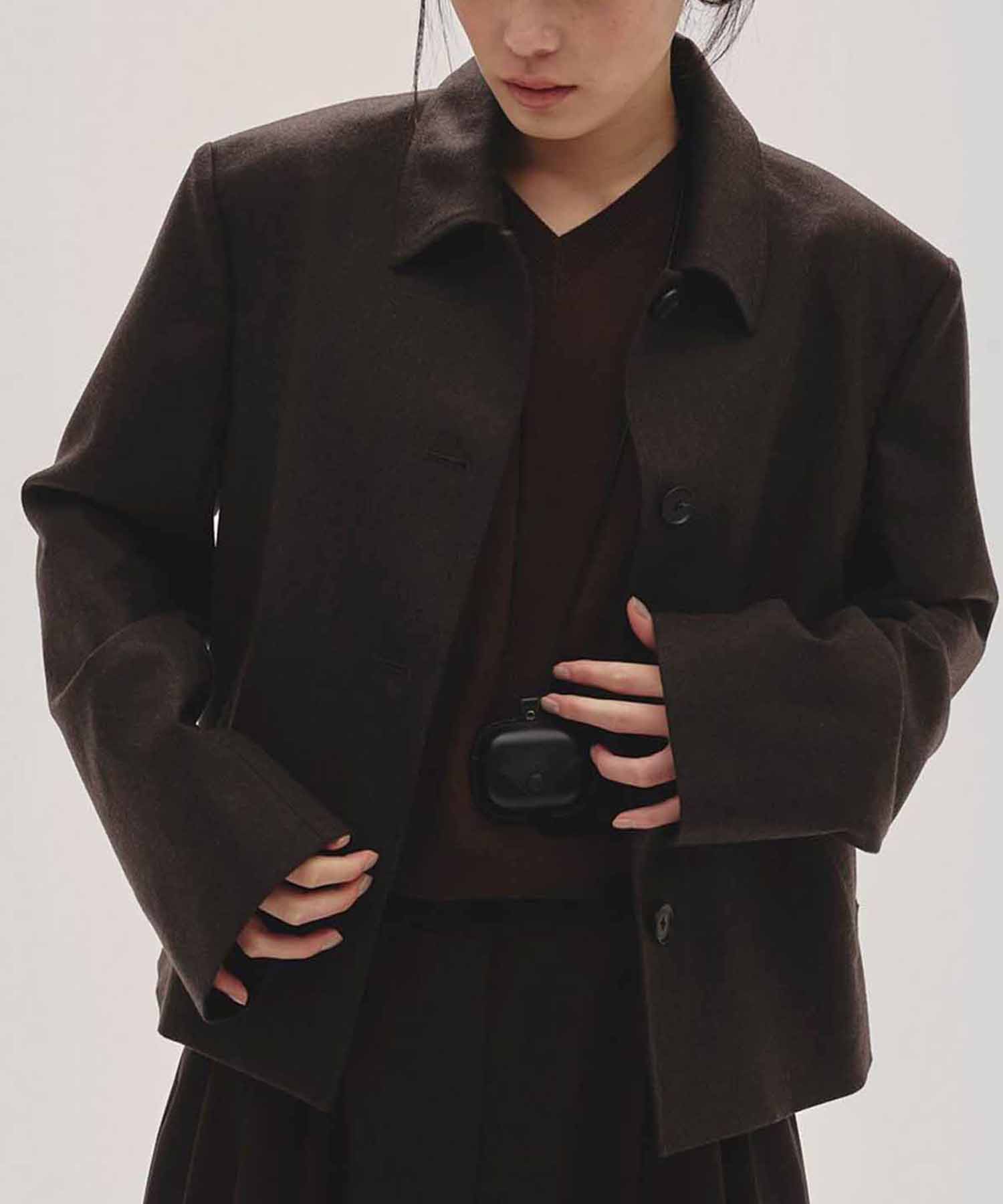 DARK BROWN