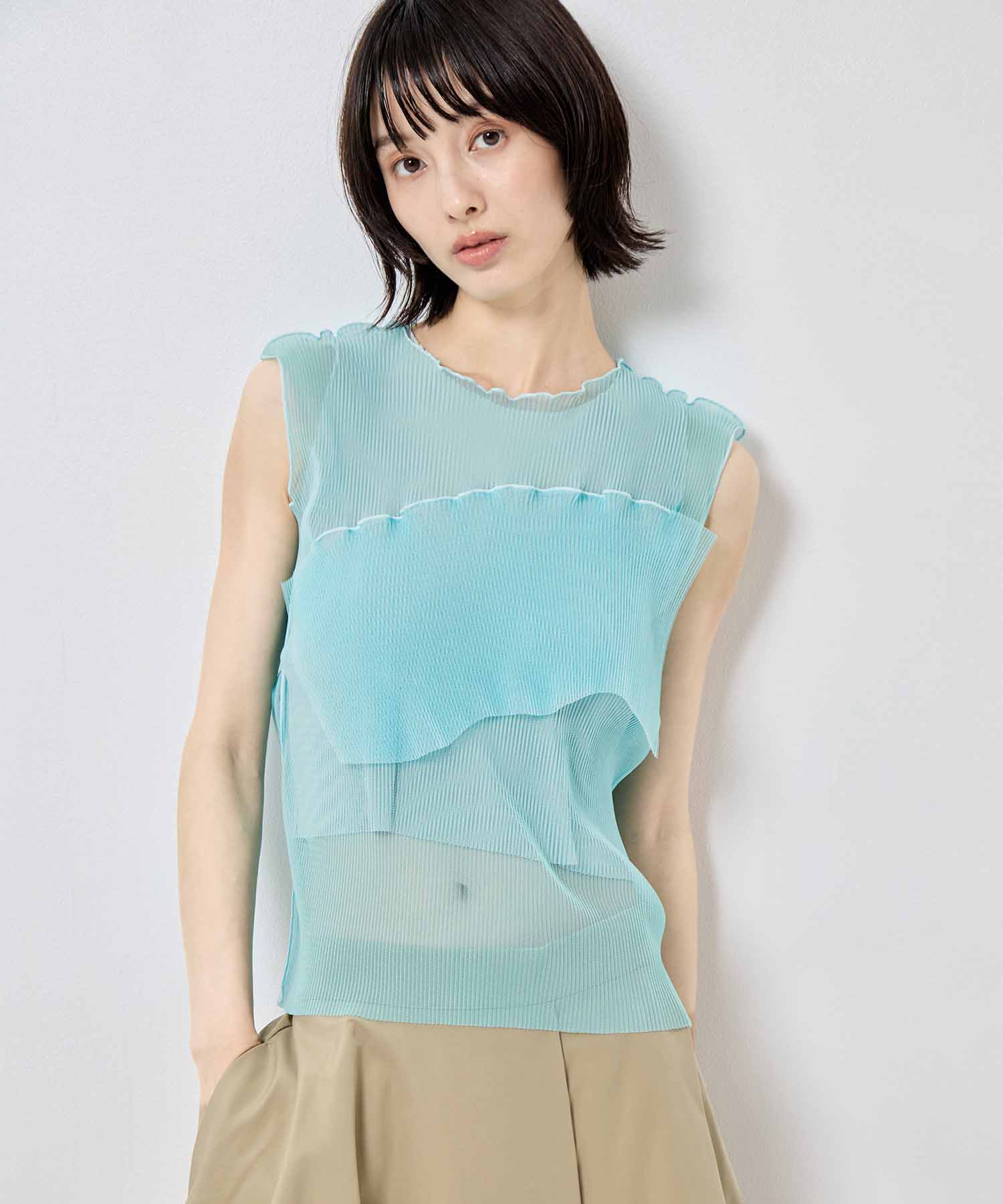 LIGHT BLUE