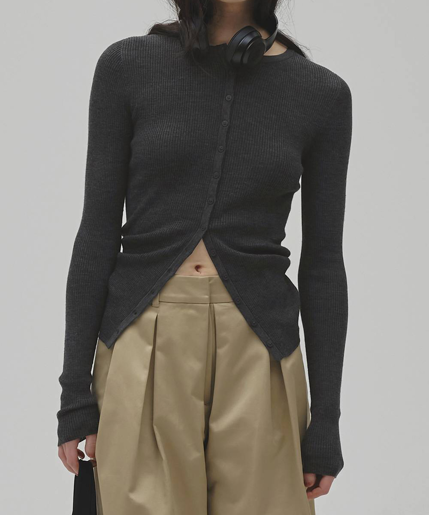 DARK GREY