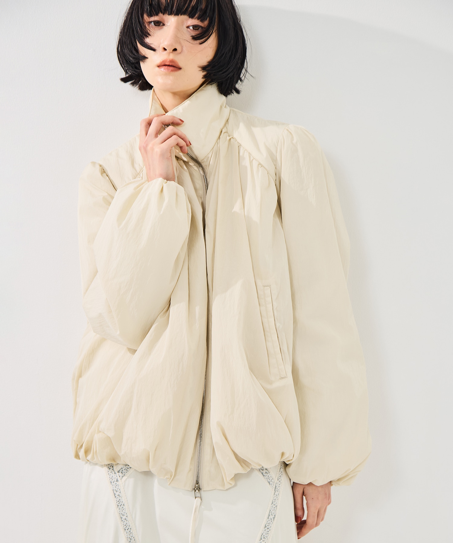 LIGHT BEIGE