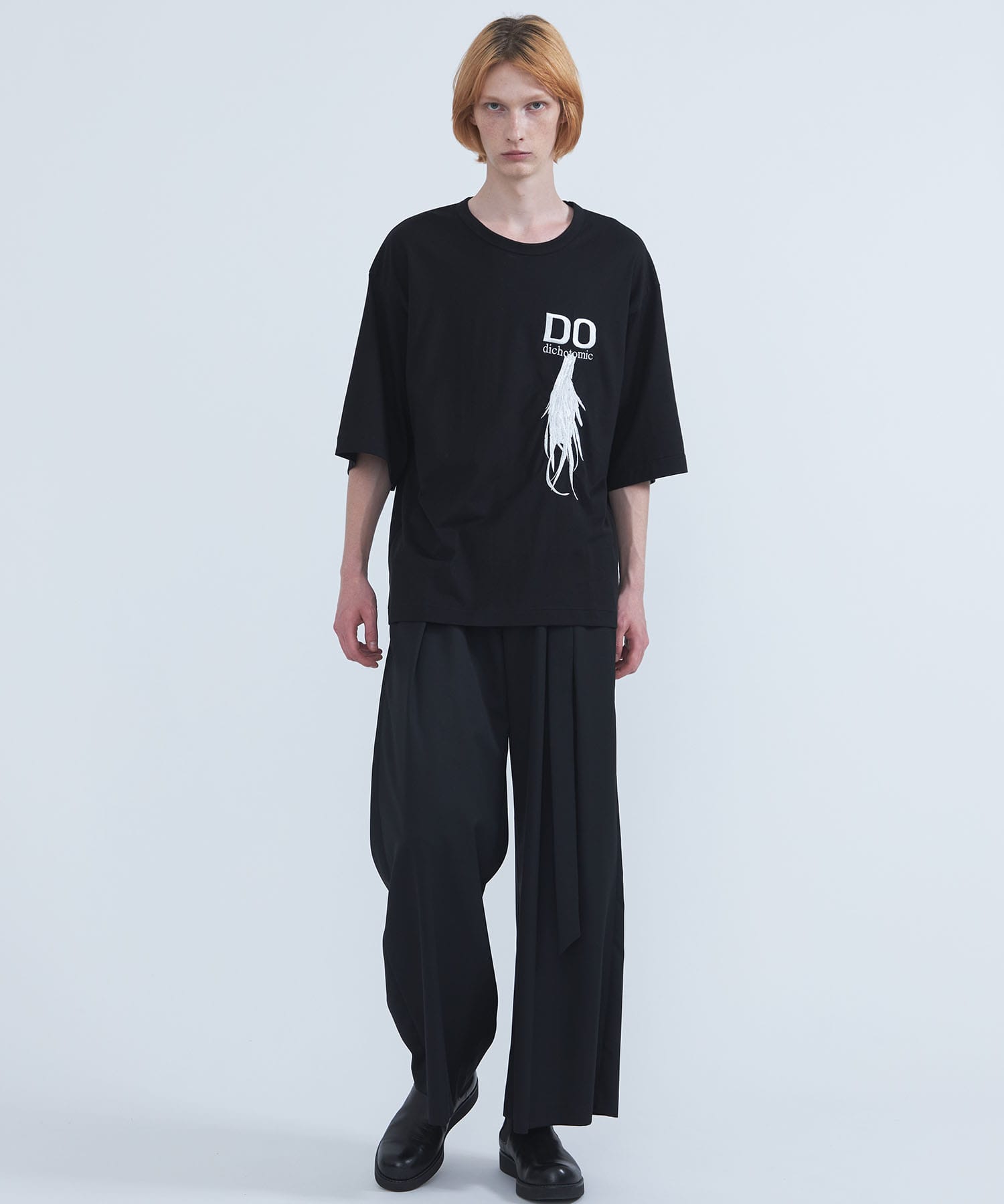 BIRD FEATHER S/S BIG T SHAREEF
