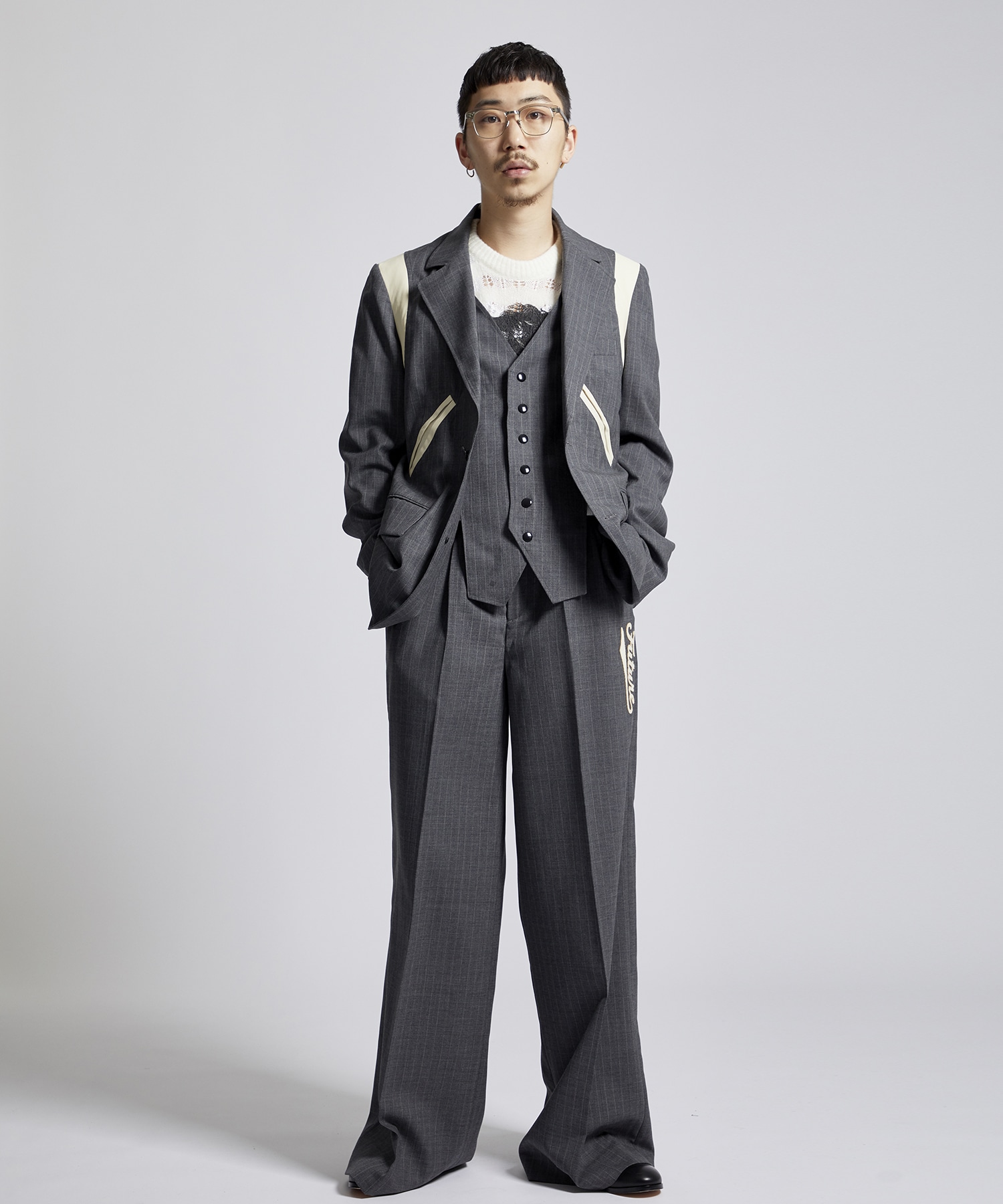 masu 22aw future wide trousers - スラックス