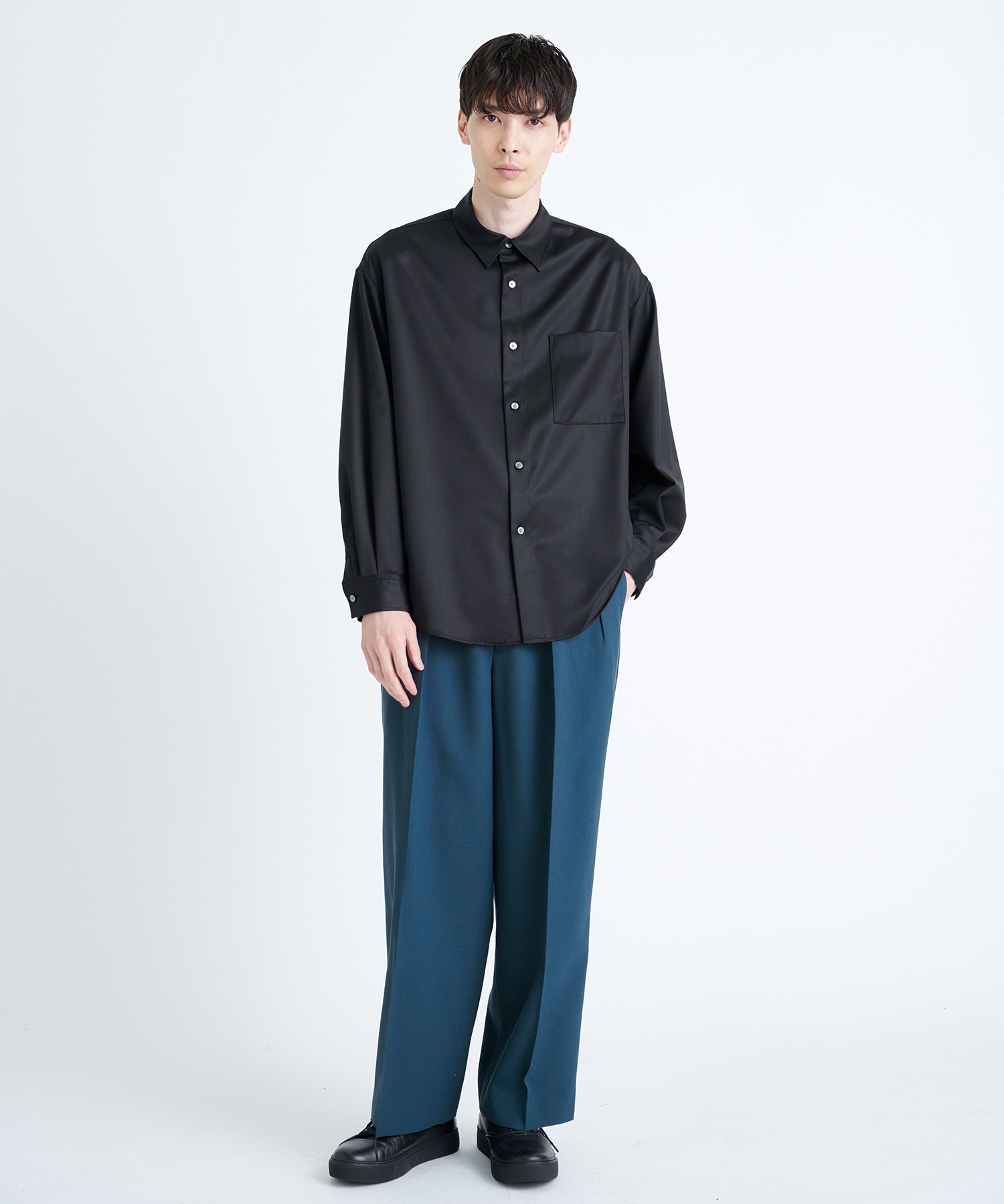 DOUBLE PLEATED TROUSERS MARKAWARE/marka