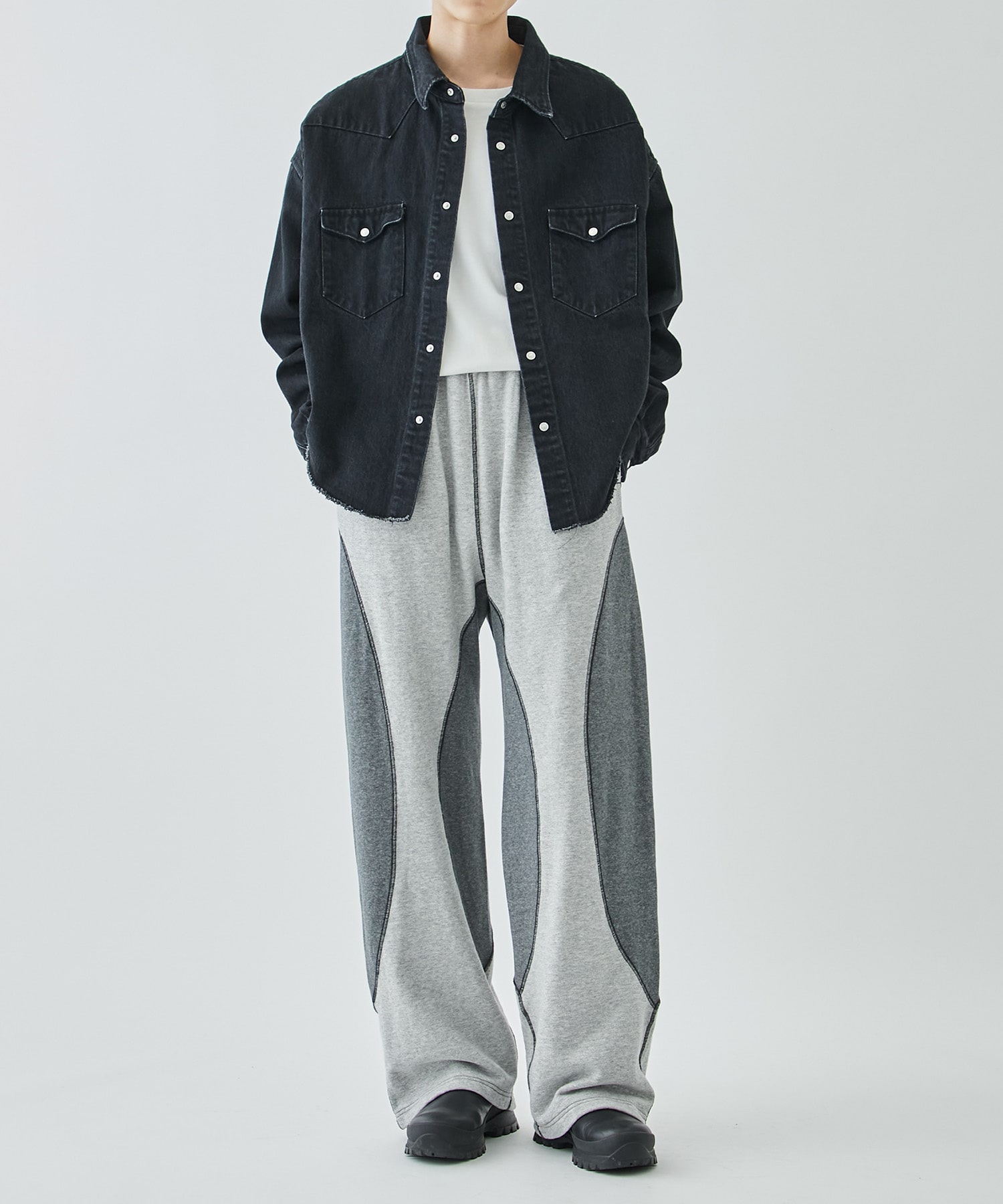 SWITCHING SWEAT PANTS JieDa