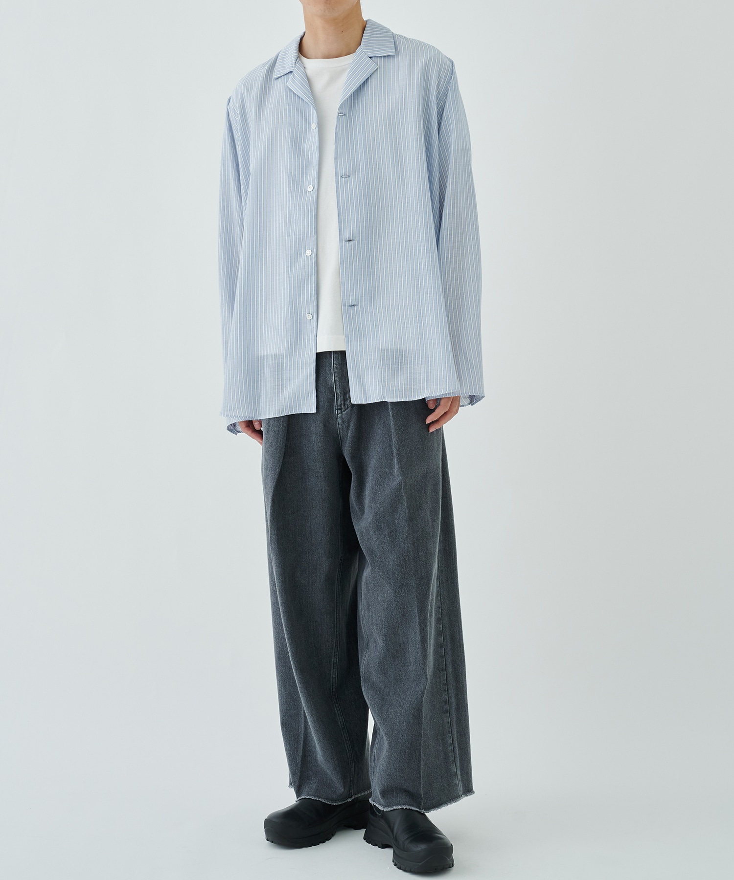 別注〉TUCK BAGGY DENIM| saby