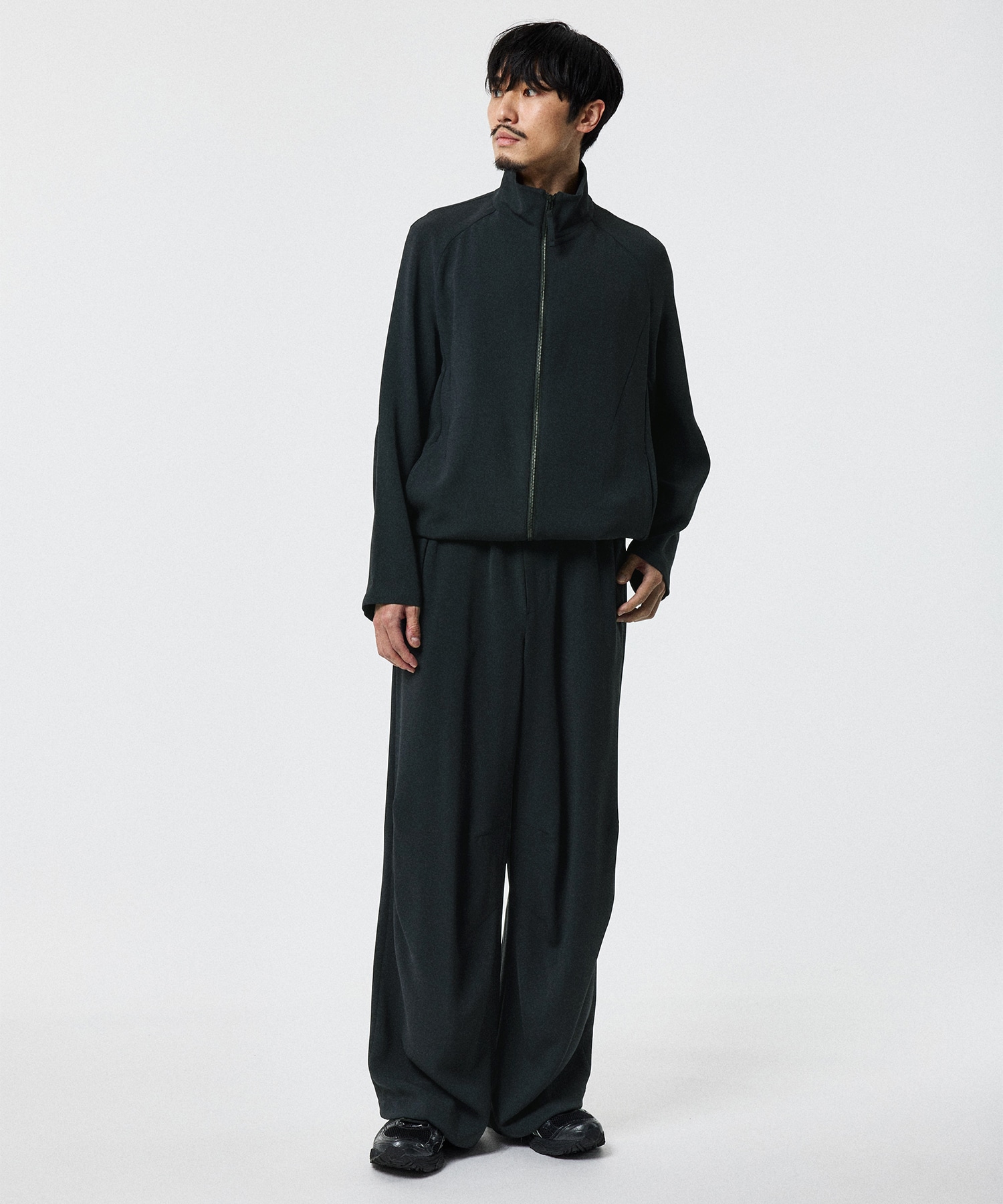 ESSENTIAL STAND BLOUSON STUDIOUS