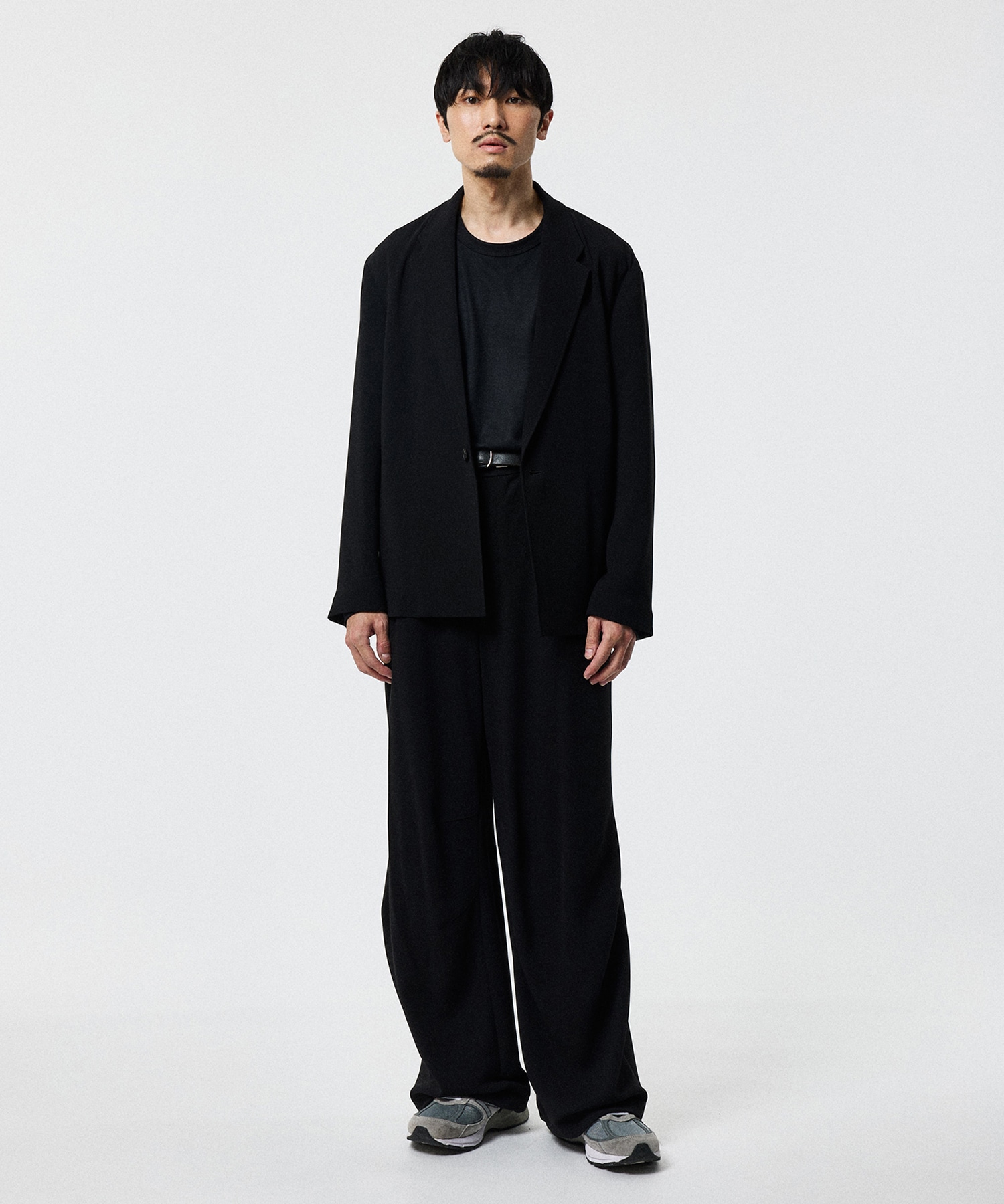 ESSENTIAL RELAX JACKET STUDIOUS