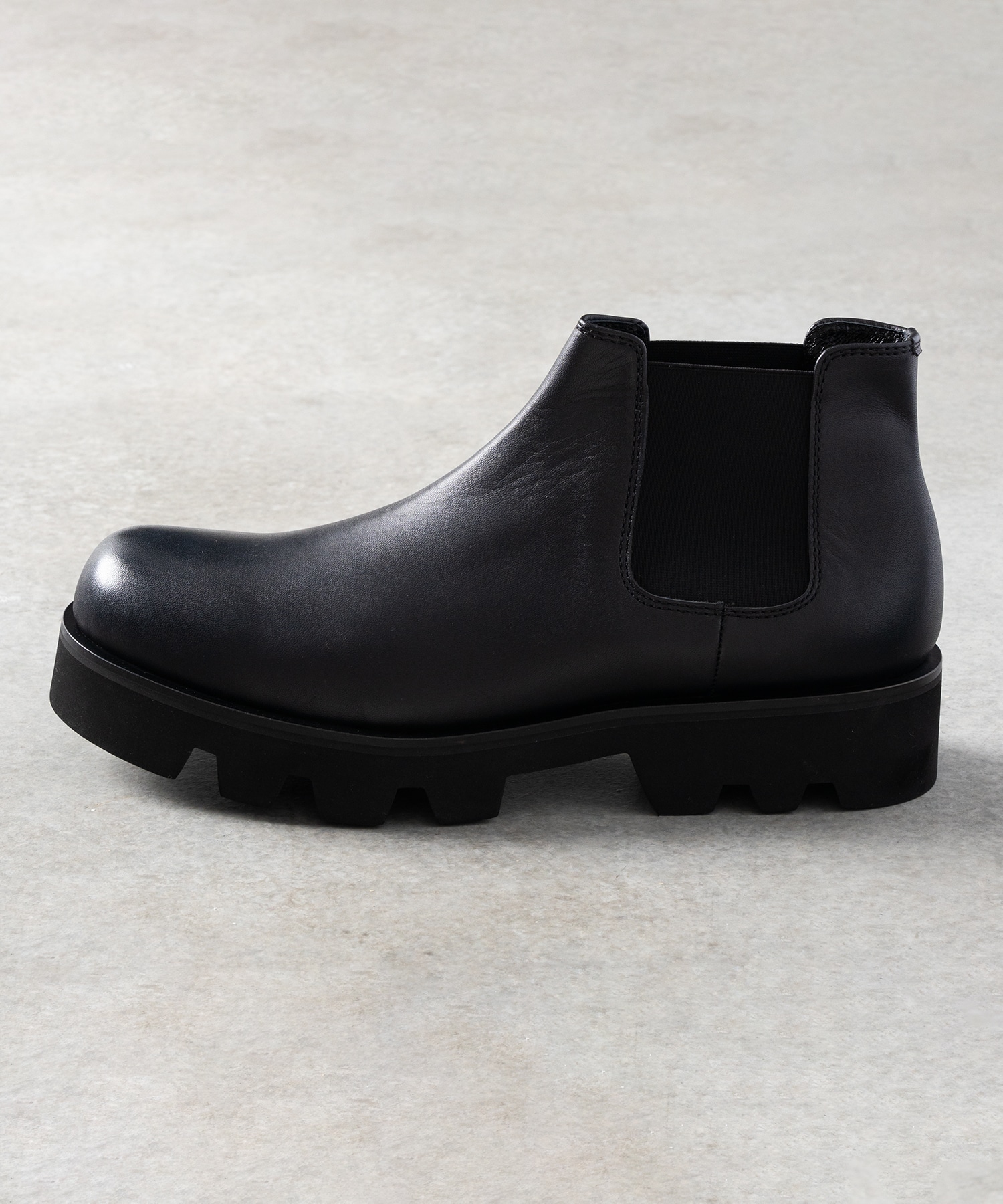 SIDE GORE BOOTS with Chunky Sole PADRONE