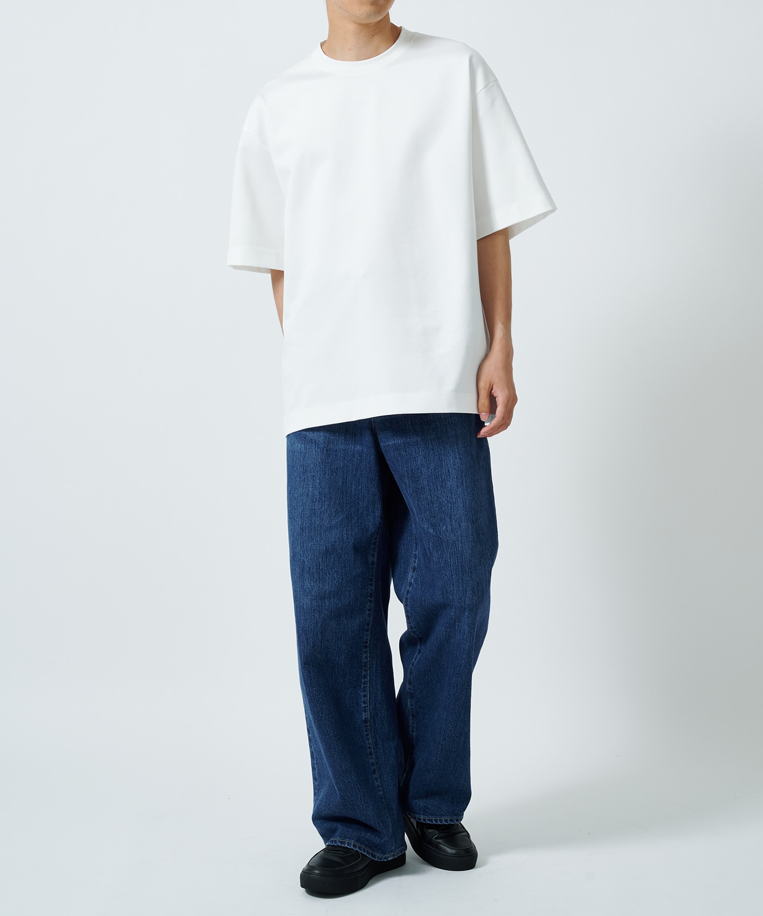 〈STUDIOUS×UNITEDTOKYO〉 PREMIUM RELAX TEE STUDIOUS